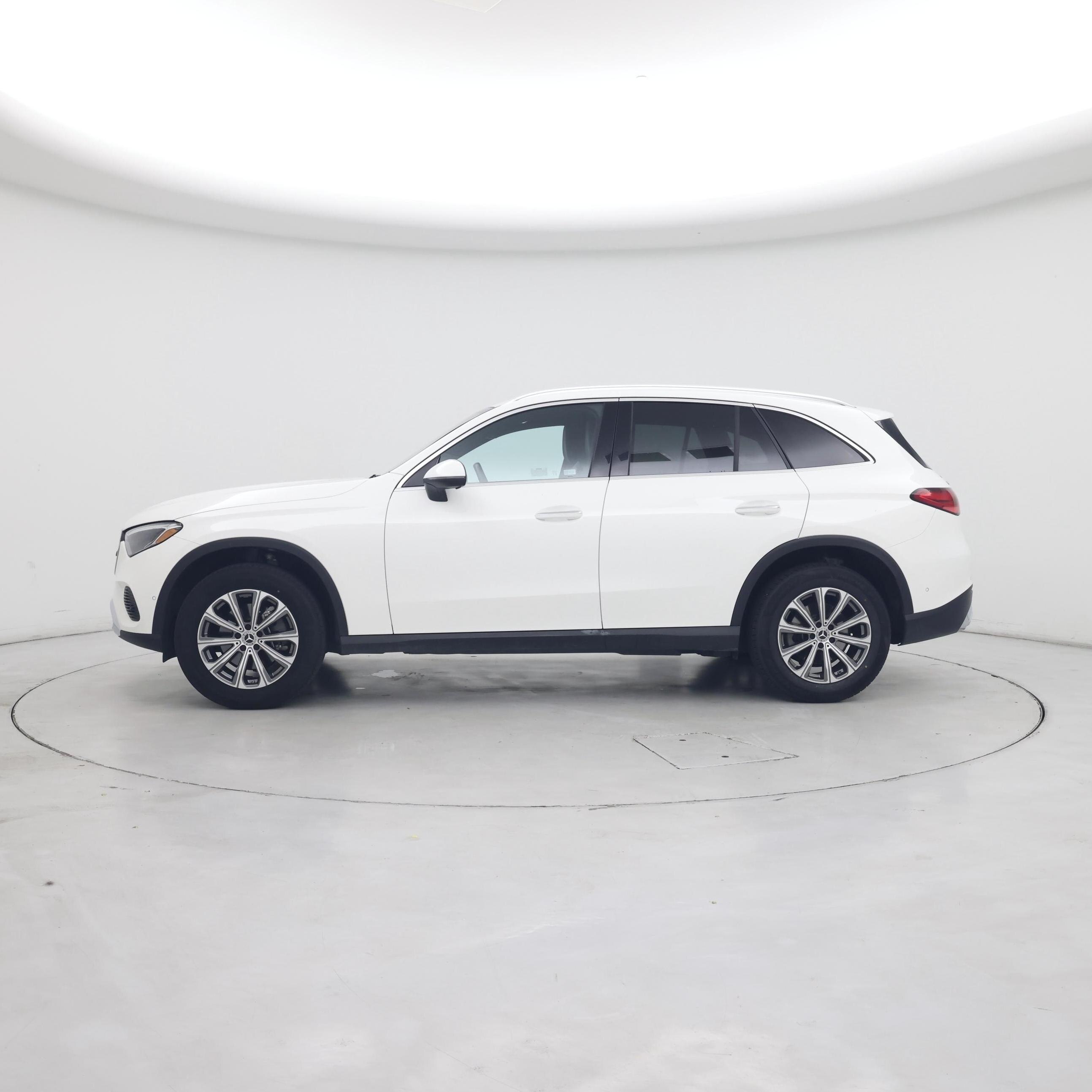 Thumbnail: 2024 Mercedes-Benz GLC - 3