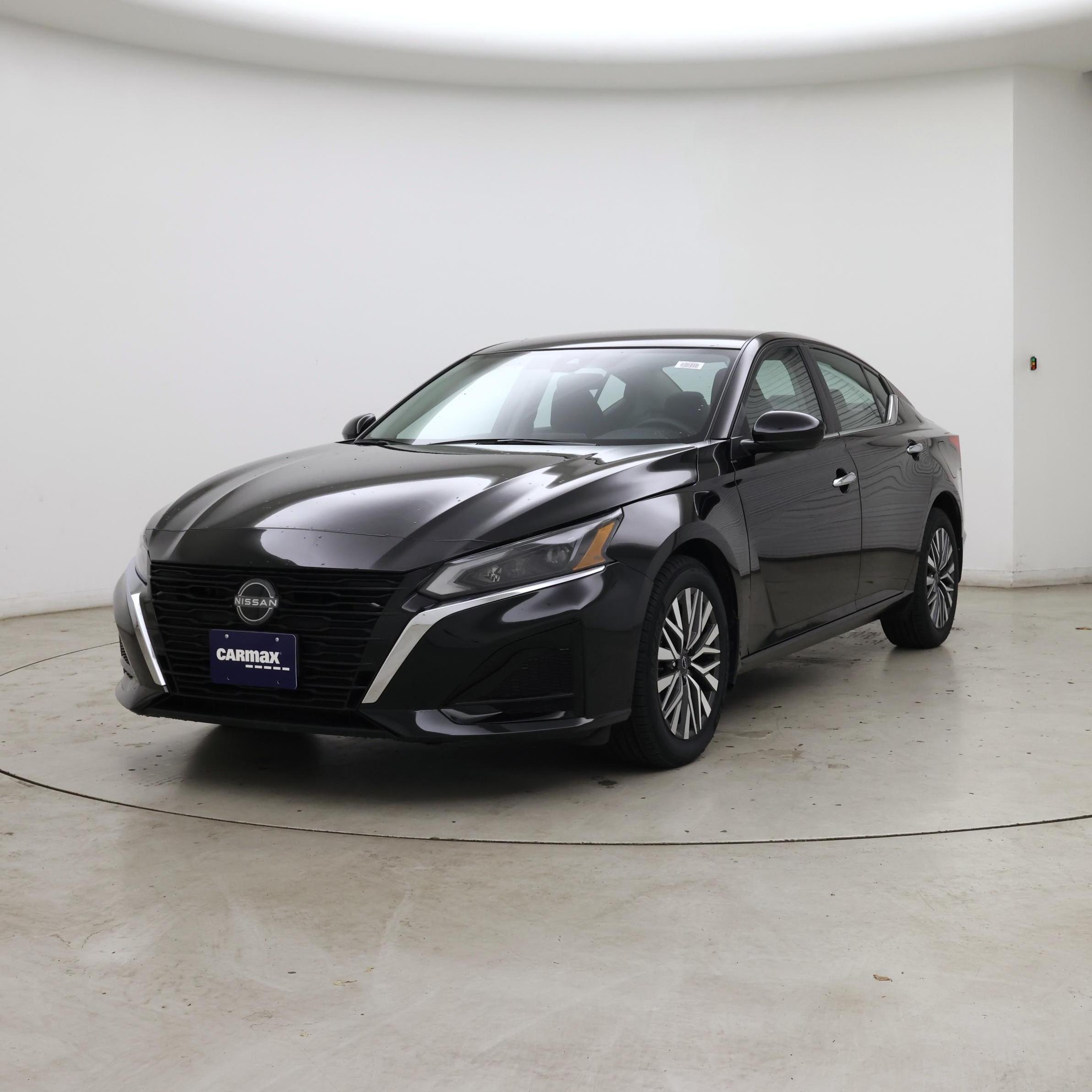 Thumbnail: 2023 Nissan Altima - 4