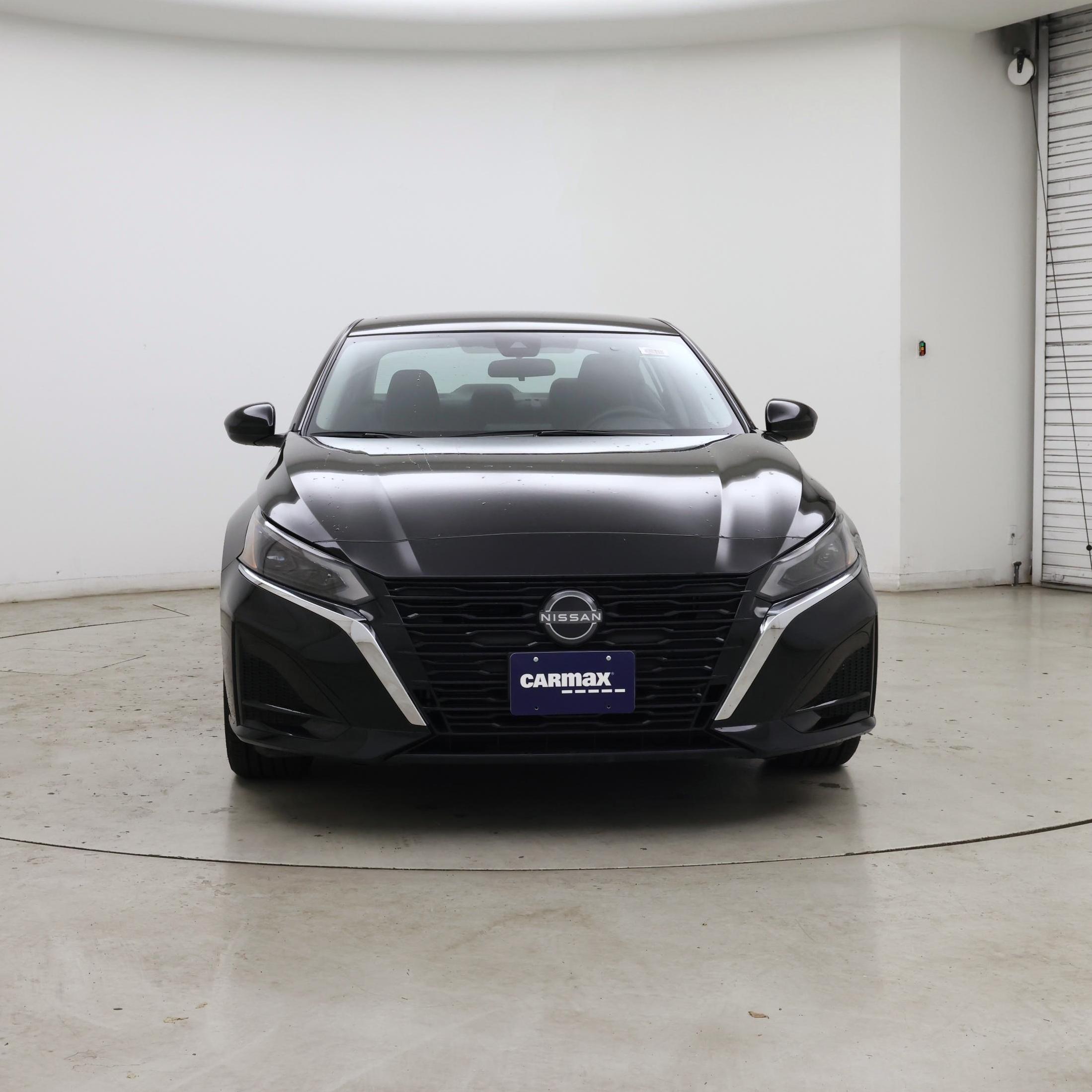 Thumbnail: 2023 Nissan Altima - 5