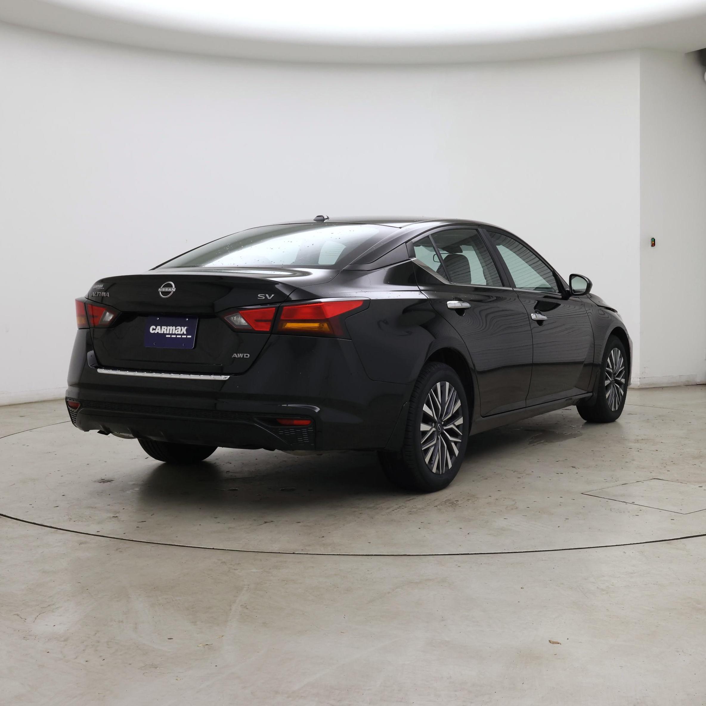 Thumbnail: 2023 Nissan Altima - 8
