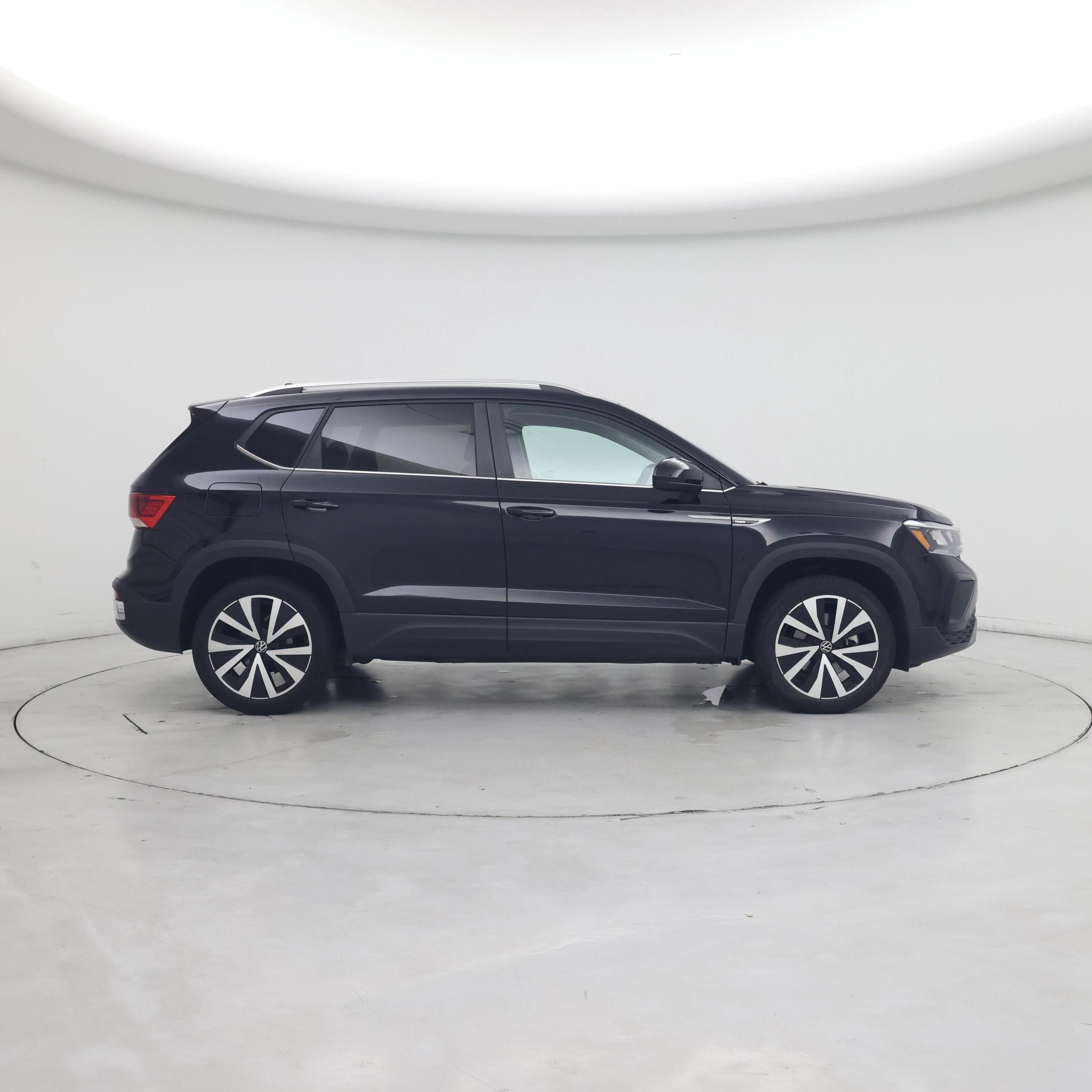 Thumbnail: 2024 Volkswagen Taos - 7