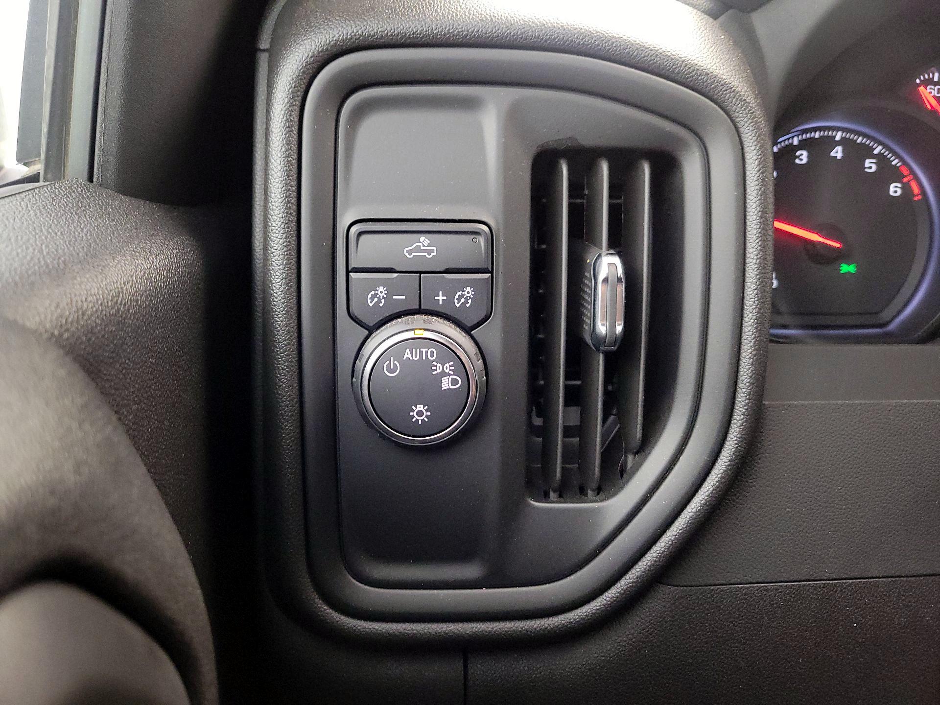 Thumbnail: 2024 Chevrolet Silverado 1500 - 13