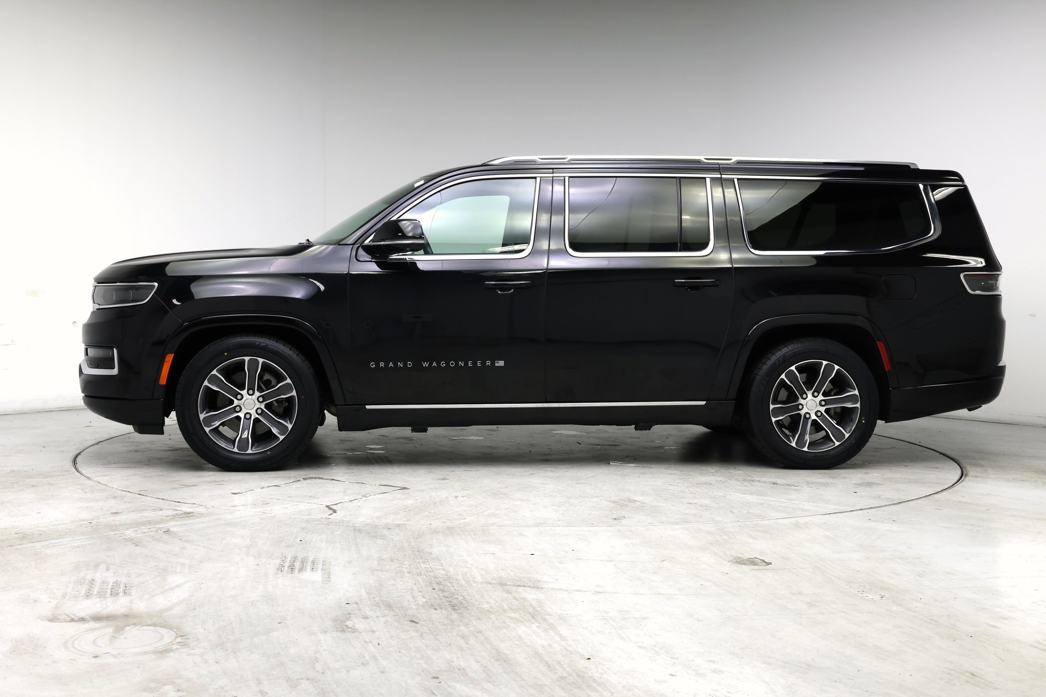 Thumbnail: 2024 Jeep Grand Wagoneer L - 3