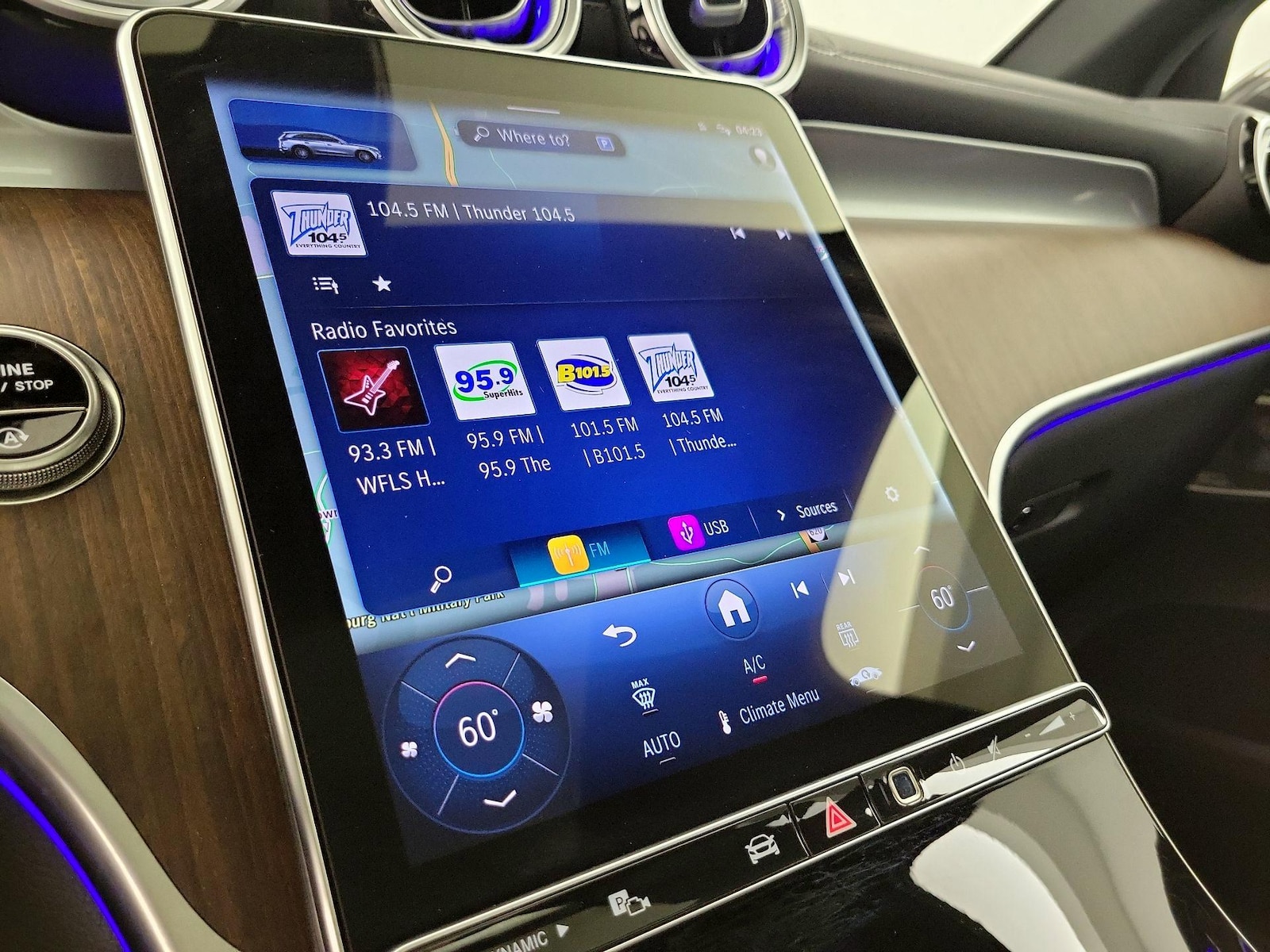 2025 Mercedes-Benz GLC Base - Photo 17