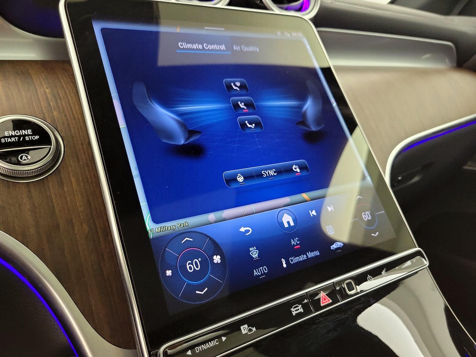 2025 Mercedes-Benz GLC Base - Photo 18