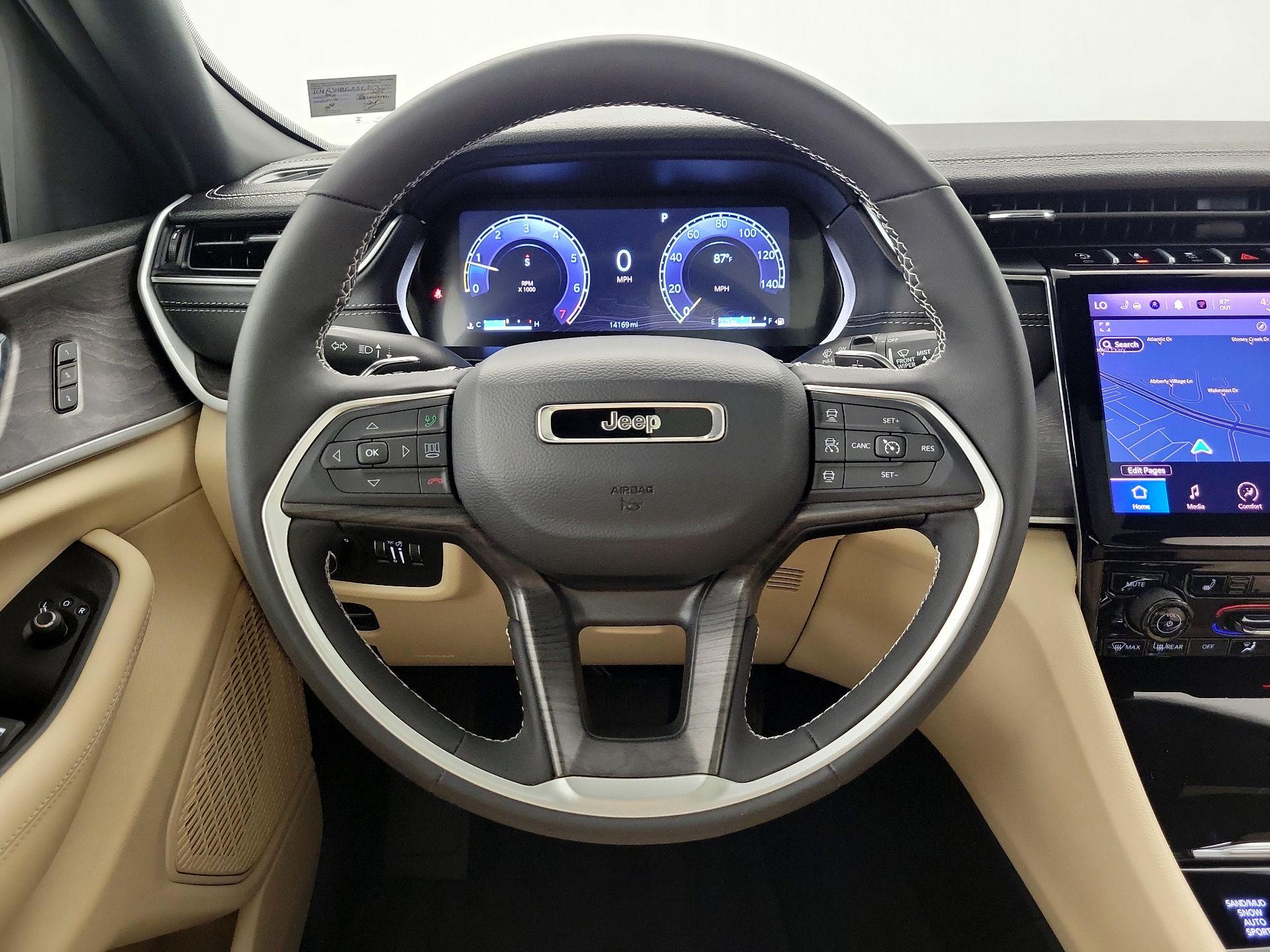 Thumbnail: 2025 Jeep Grand Cherokee - 10