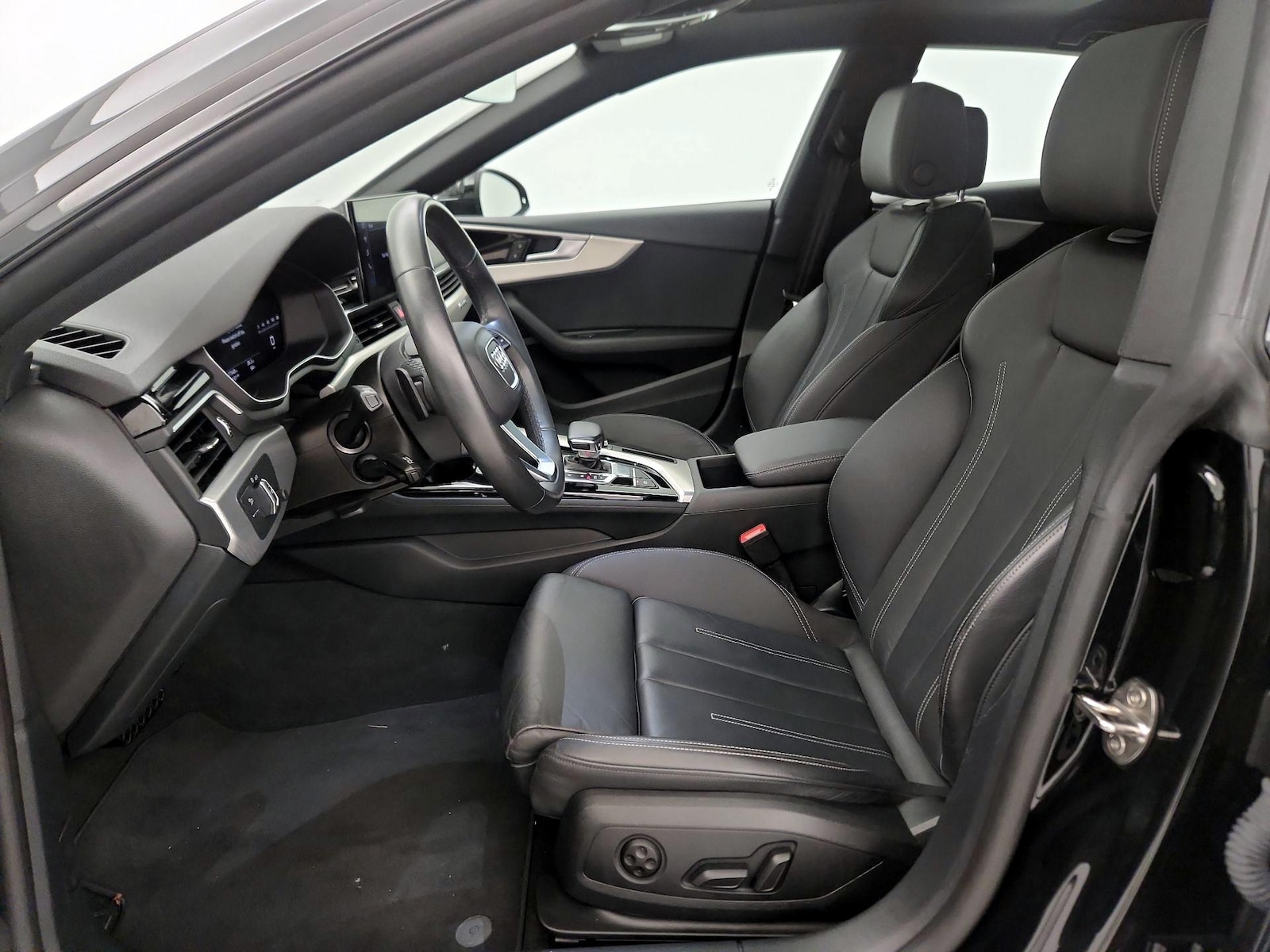 2025 Audi A5 Sportback Premium - Photo 12