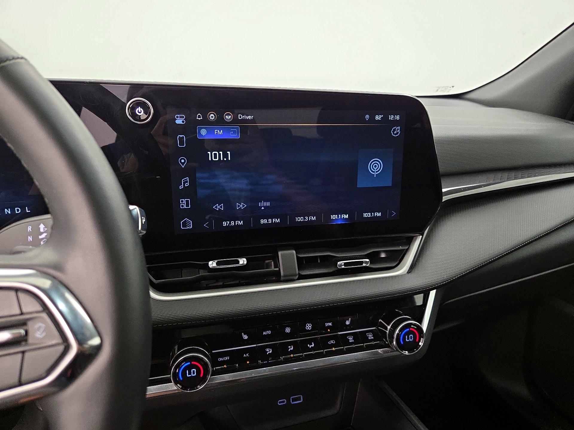 Thumbnail: 2025 Chevrolet Equinox - 15