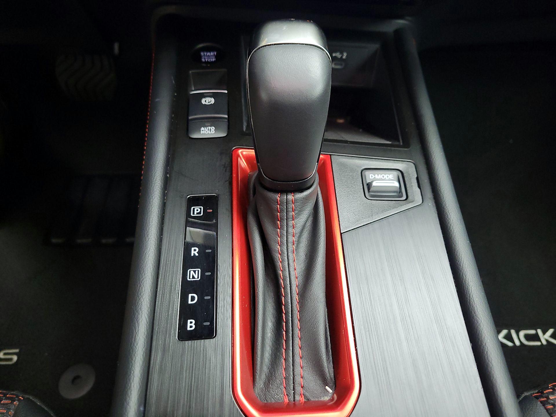 Thumbnail: 2025 Nissan Kicks - 16