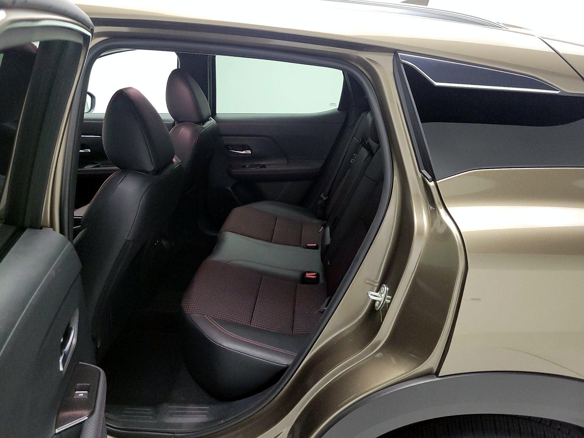 Thumbnail: 2025 Nissan Kicks - 17