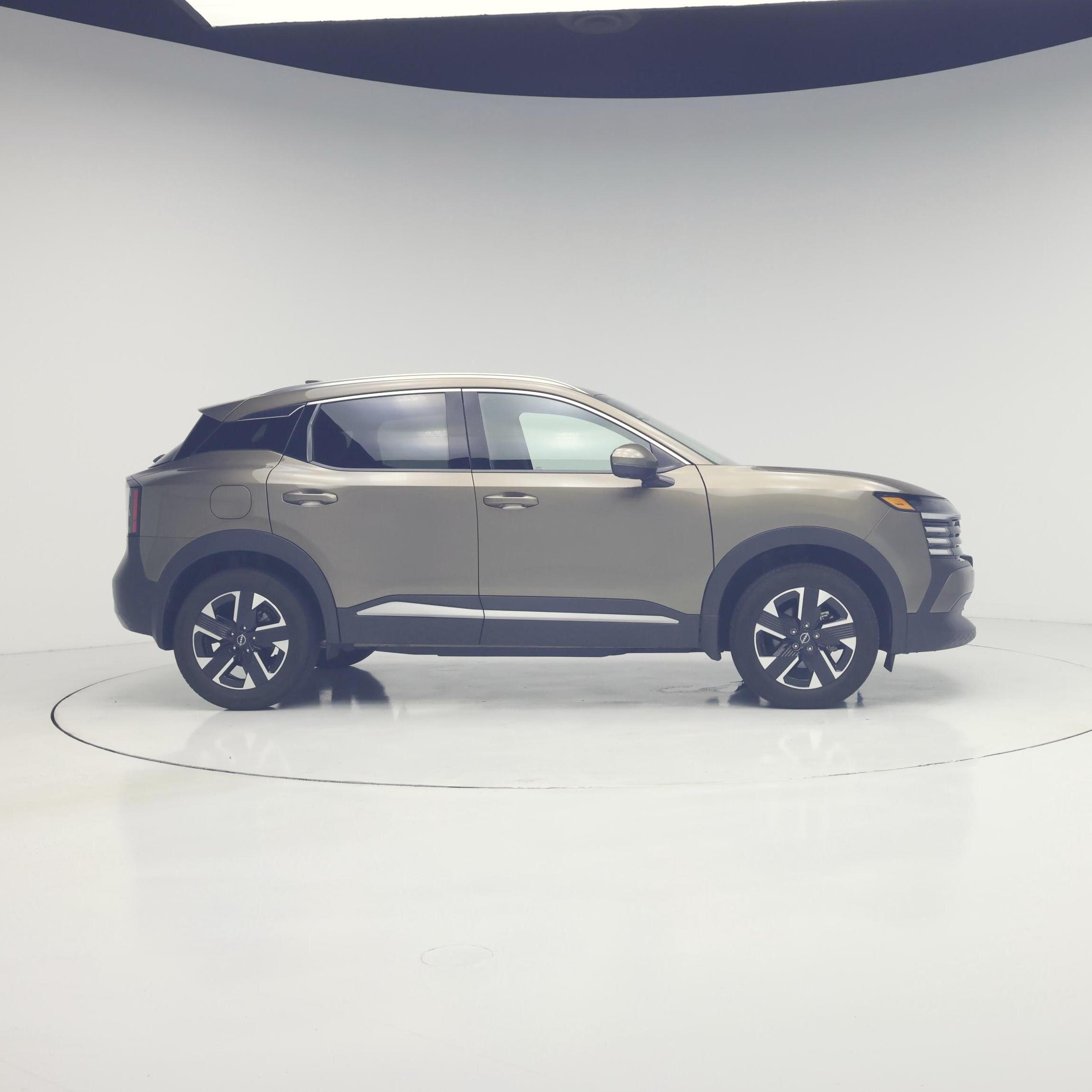 Thumbnail: 2025 Nissan Kicks - 7