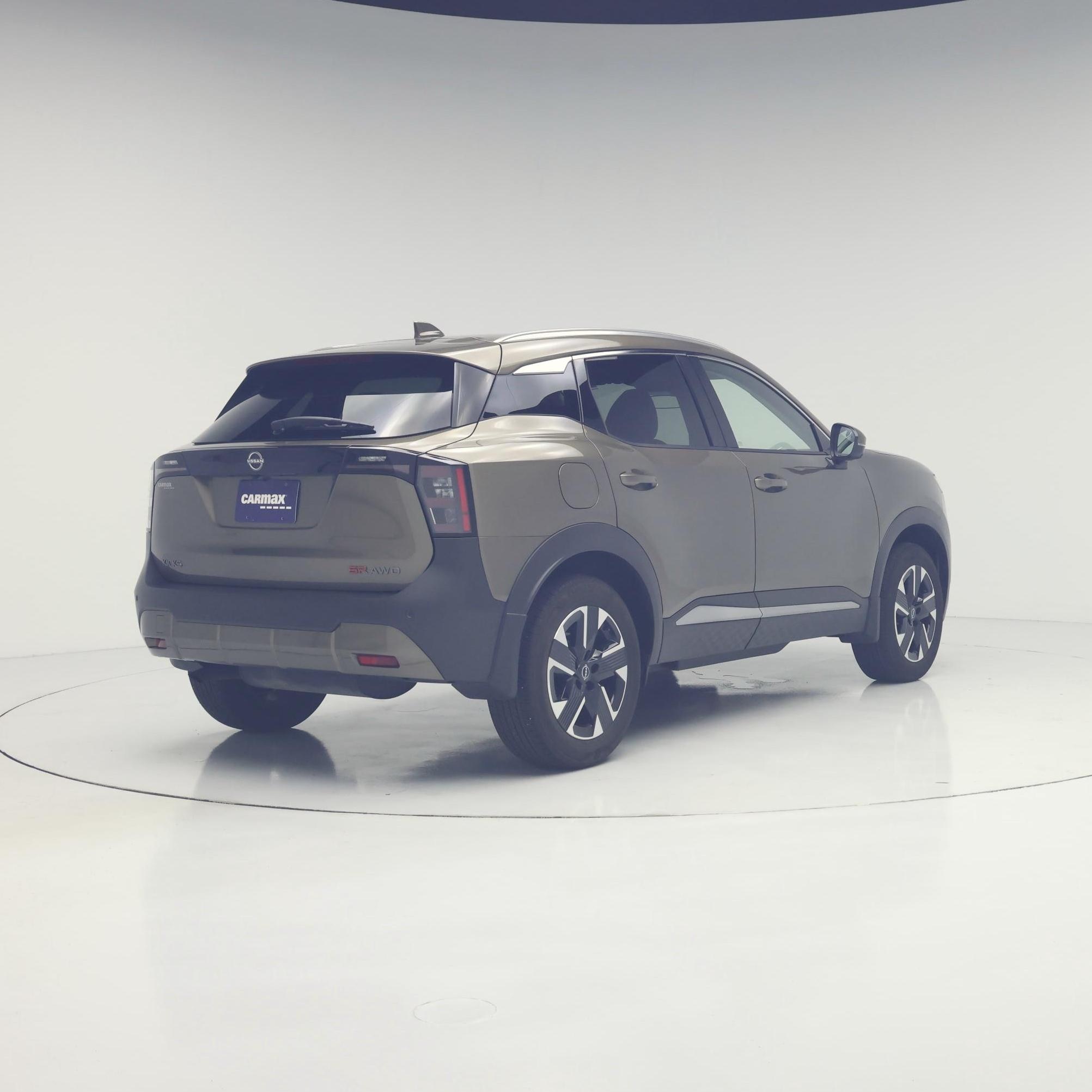 Thumbnail: 2025 Nissan Kicks - 8
