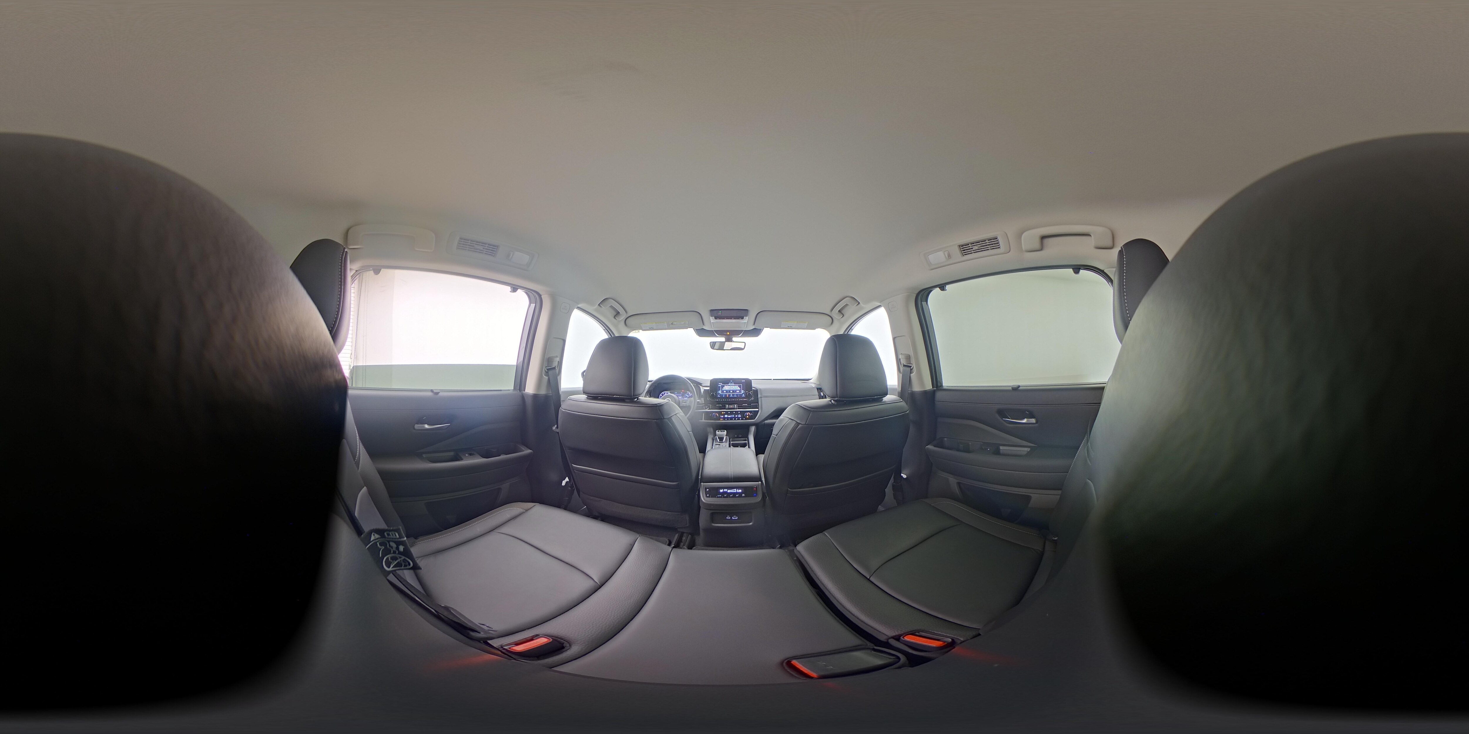 2025 Nissan Pathfinder SL - Photo 28