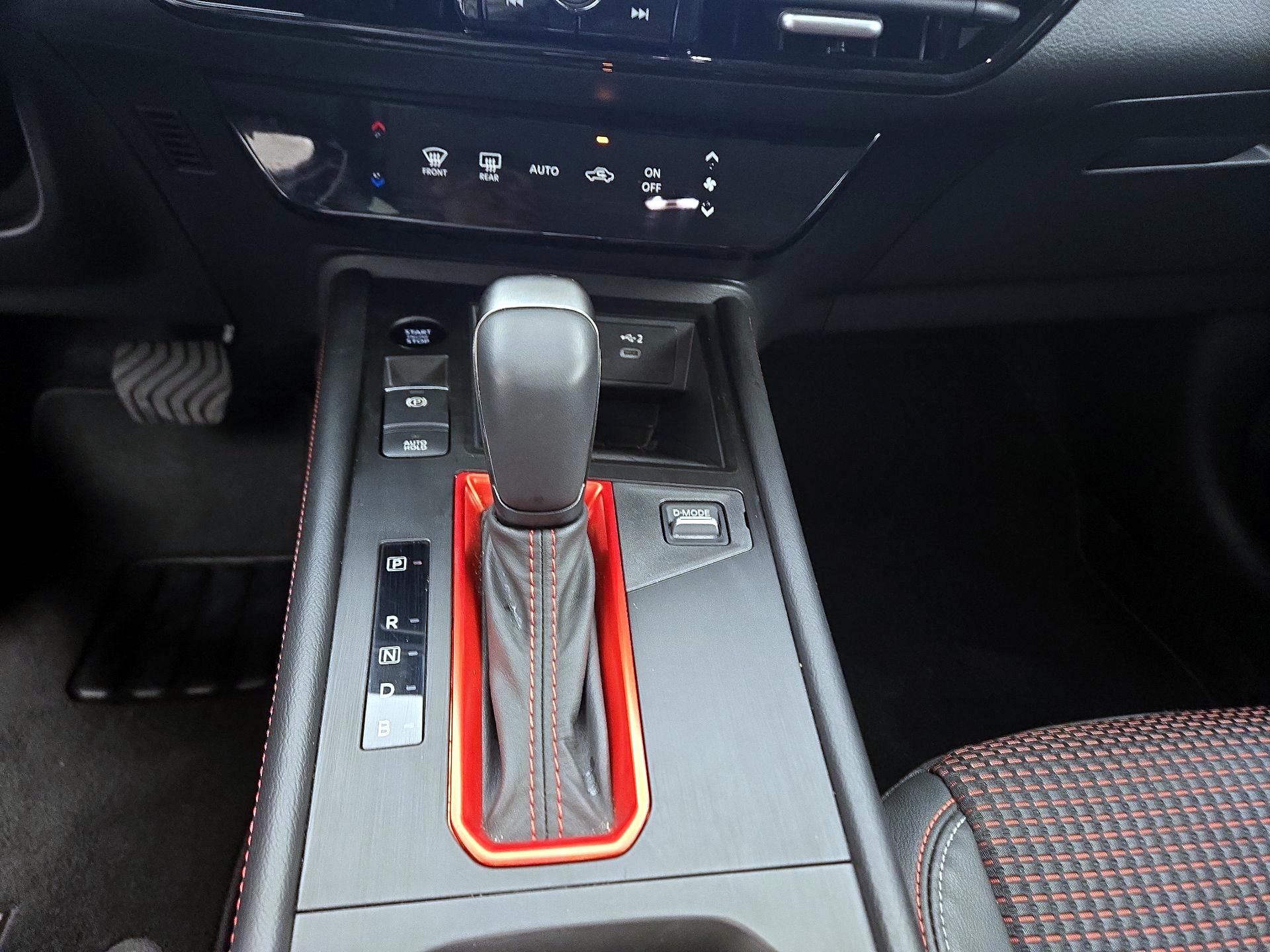 Thumbnail: 2025 Nissan Kicks - 17