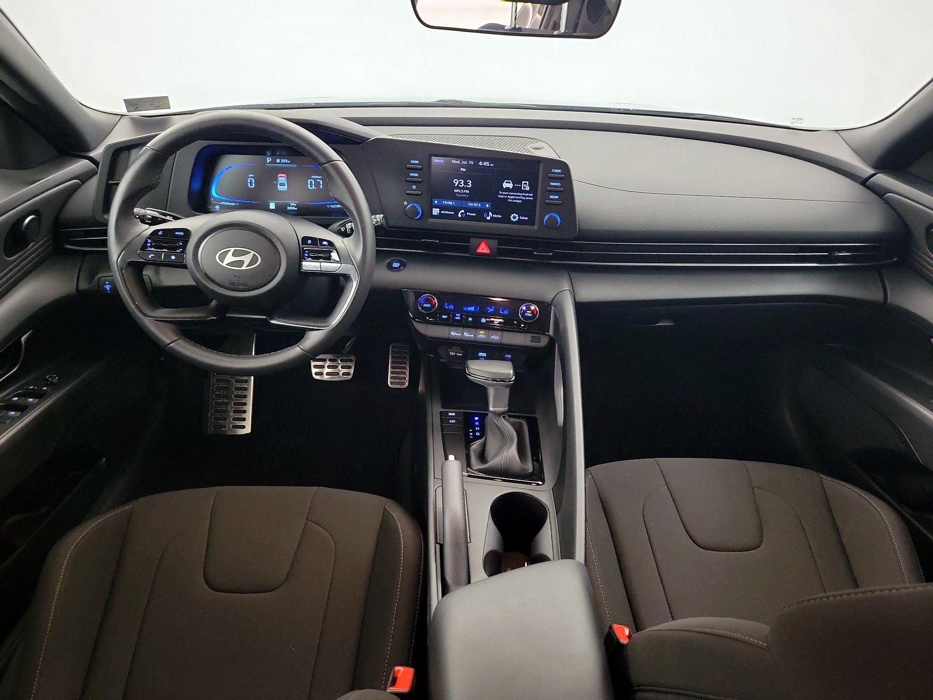 Thumbnail: 2025 Hyundai Elantra - 9