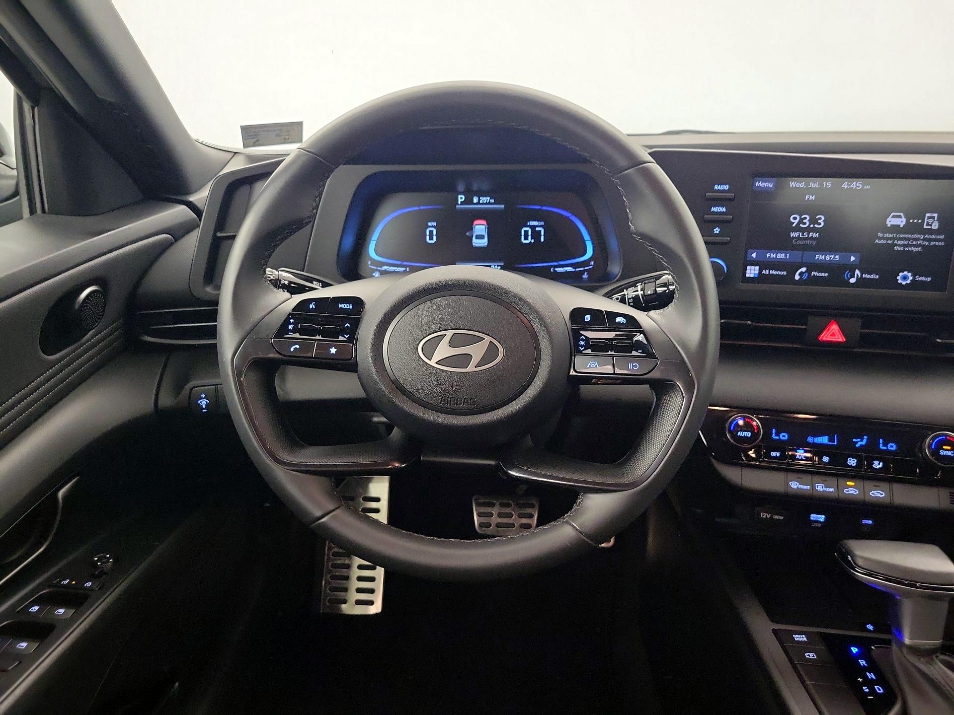 Thumbnail: 2025 Hyundai Elantra - 10