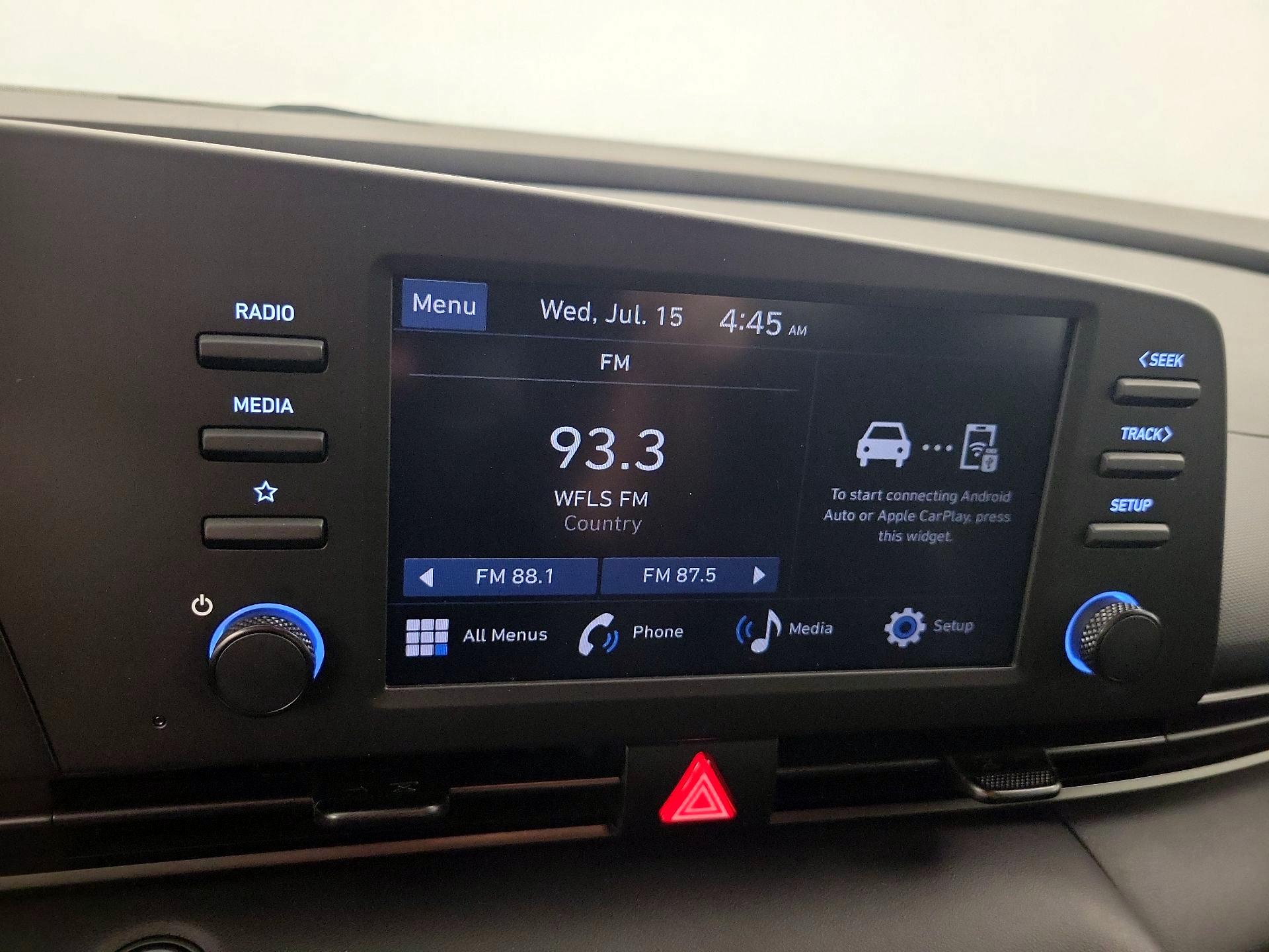 Thumbnail: 2025 Hyundai Elantra - 15