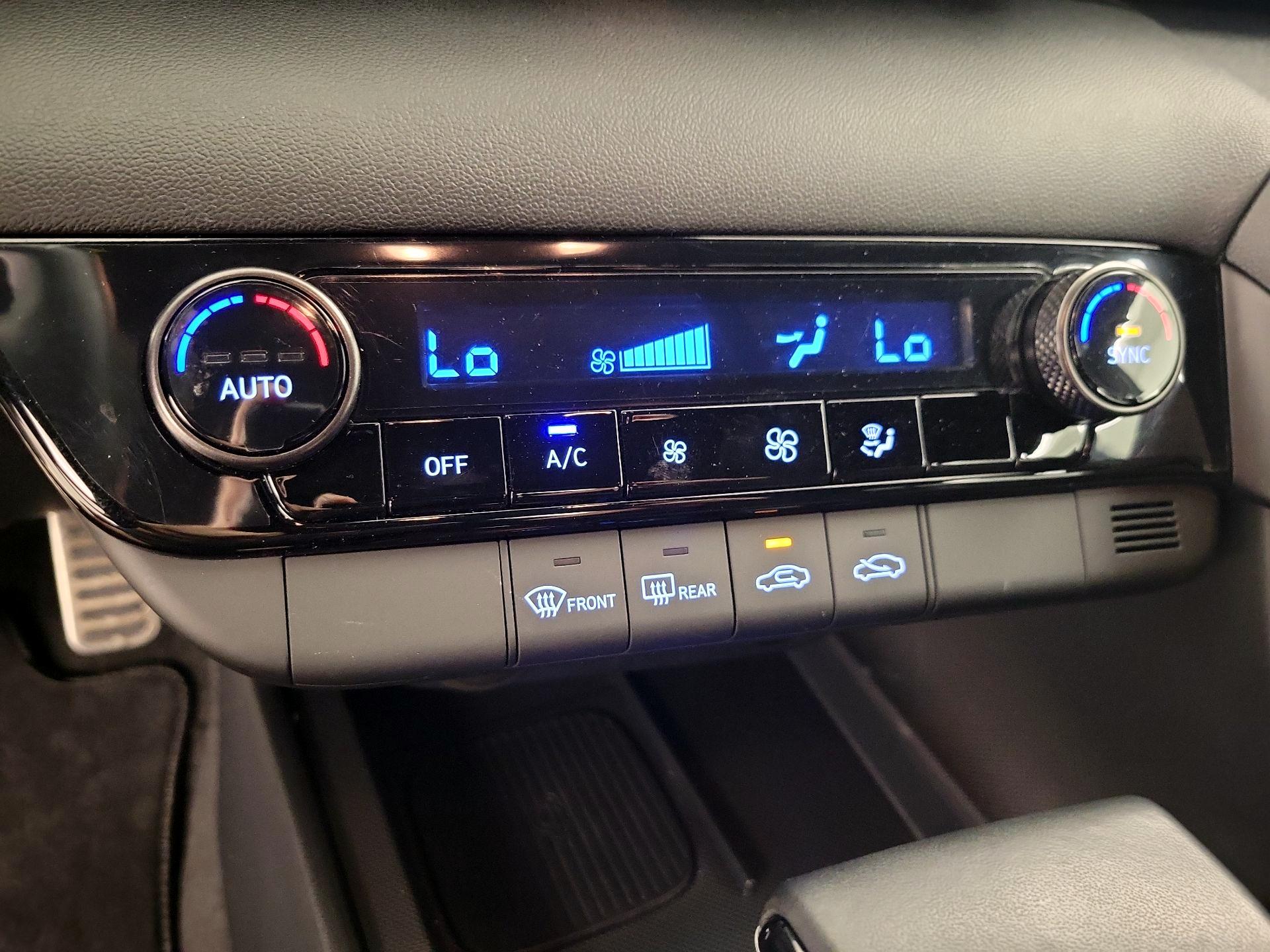 Thumbnail: 2025 Hyundai Elantra - 16
