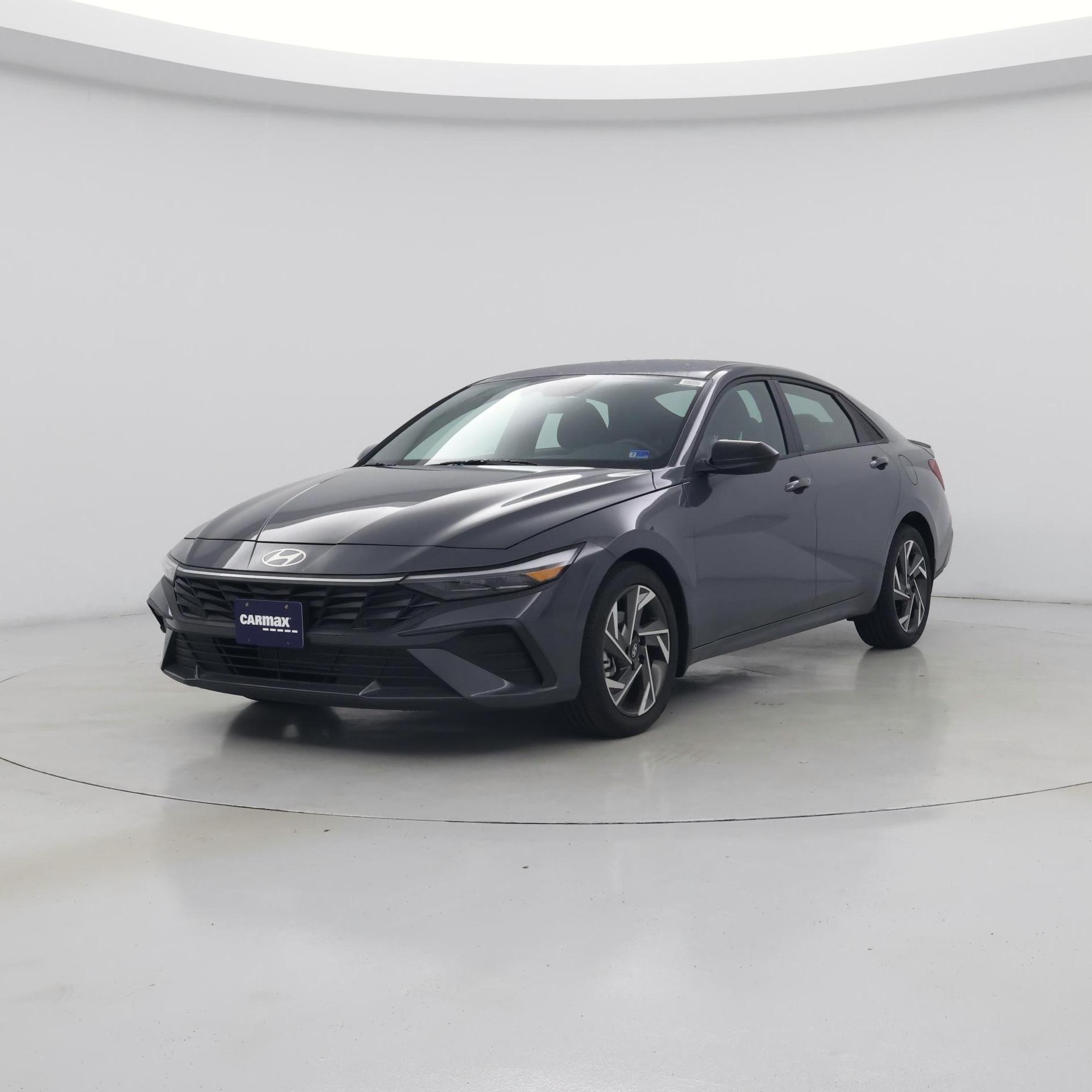 Thumbnail: 2025 Hyundai Elantra - 4