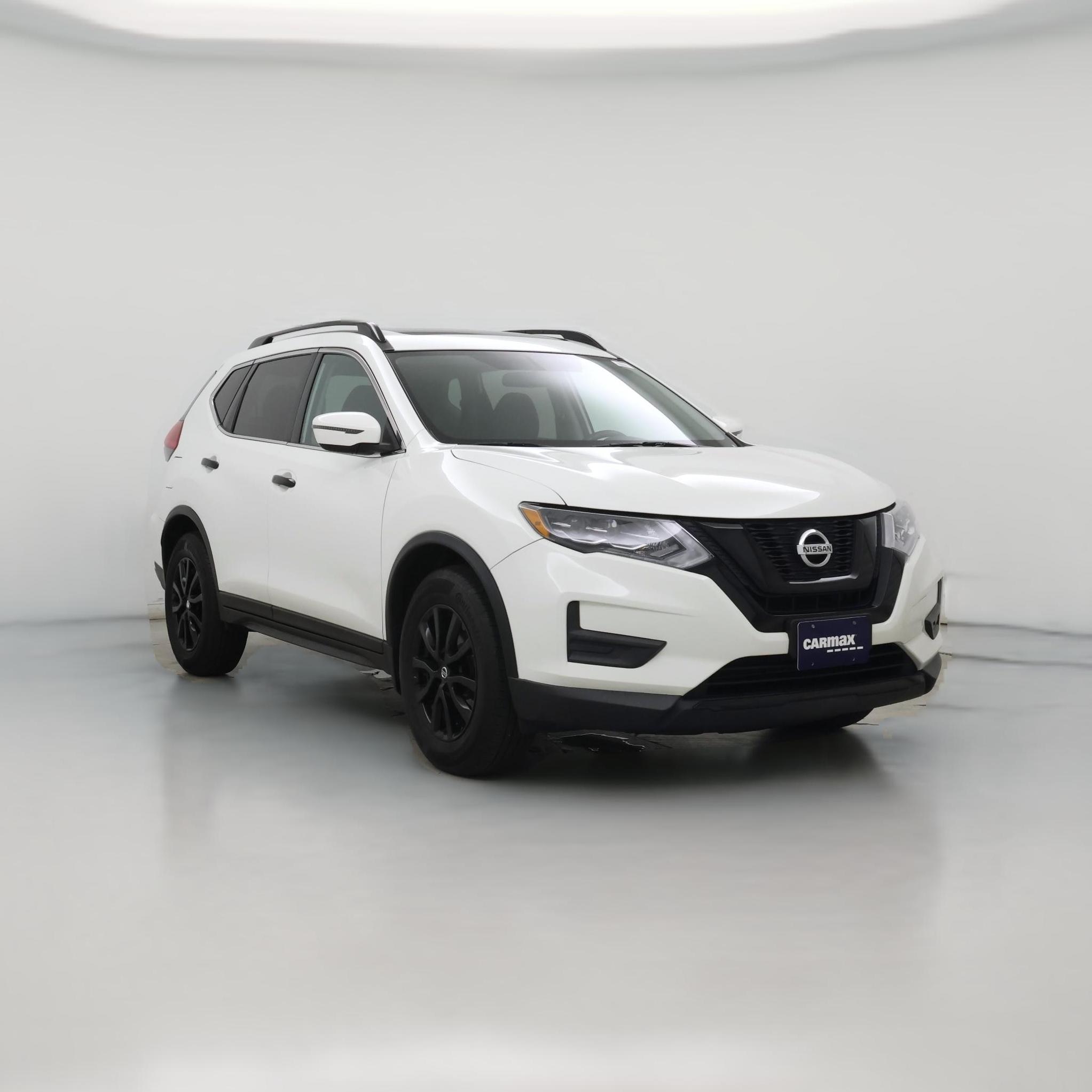 Thumbnail: 2017 Nissan Rogue - 1