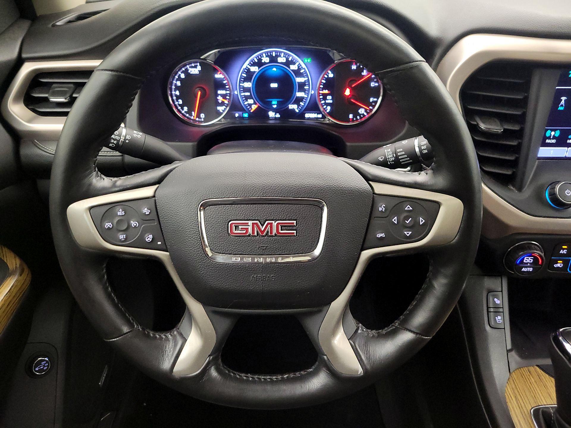 Thumbnail: 2017 GMC Acadia - 10