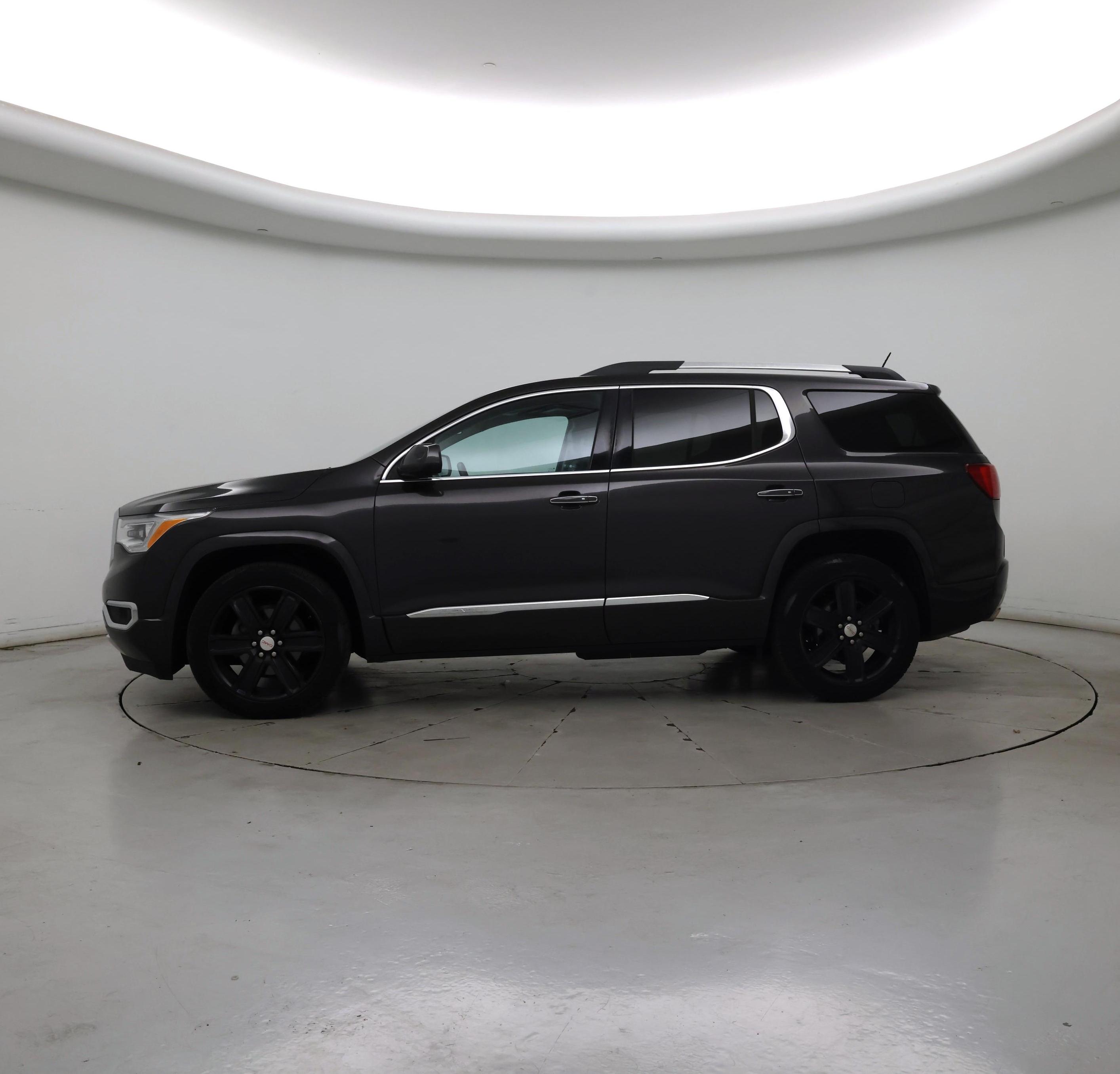 Thumbnail: 2017 GMC Acadia - 3