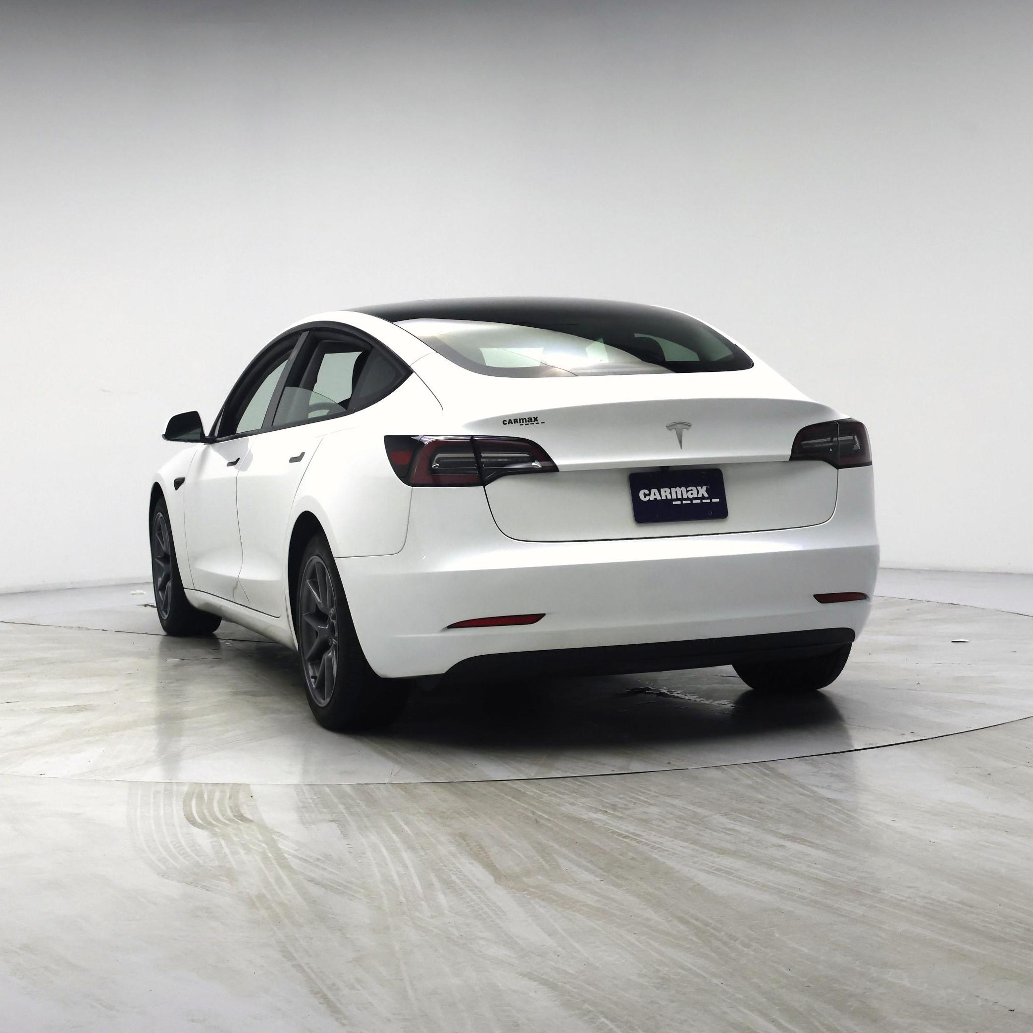 Thumbnail: 2023 Tesla Model 3 - 2