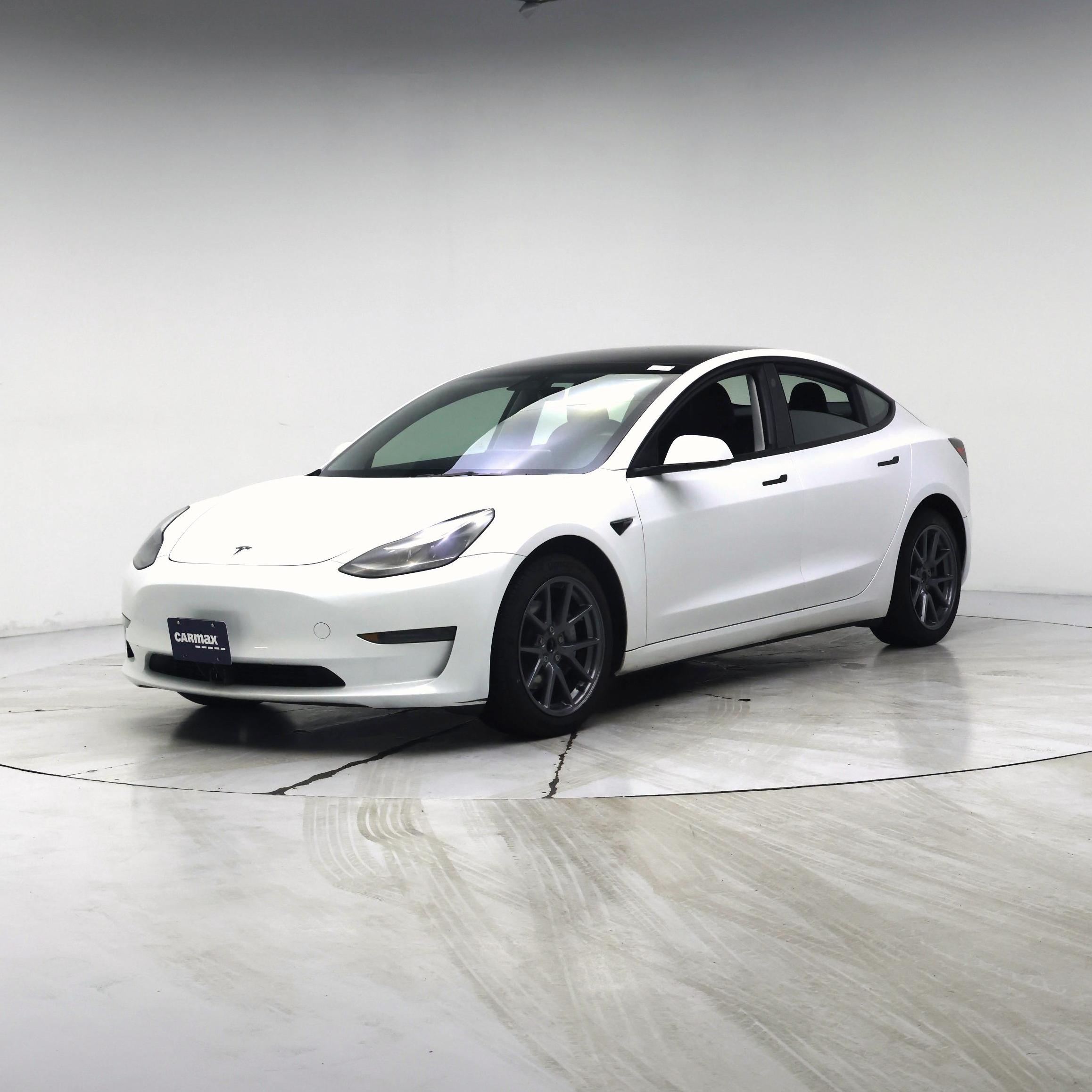 Thumbnail: 2023 Tesla Model 3 - 4
