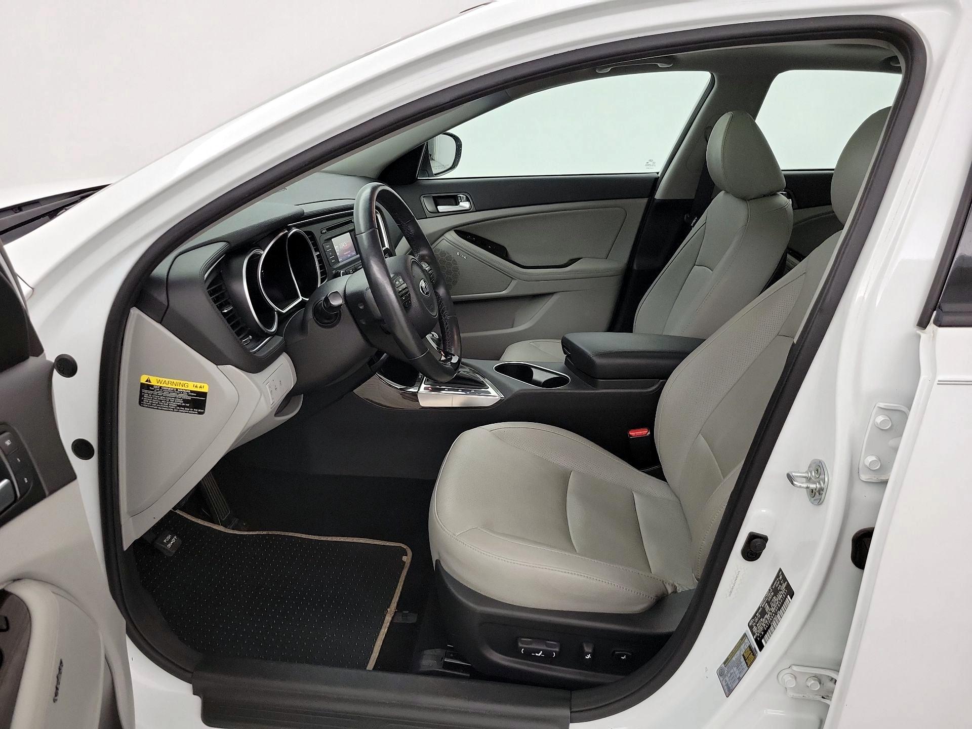 Thumbnail: 2015 Kia Optima - 11