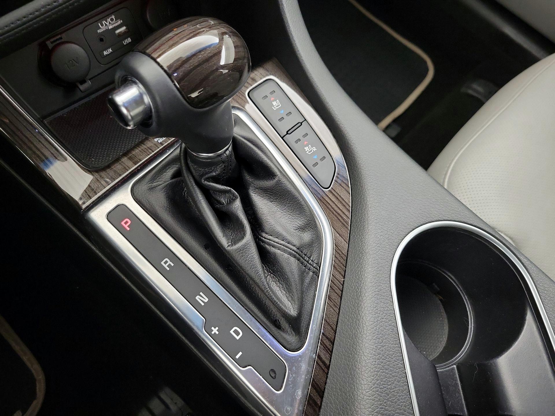 Thumbnail: 2015 Kia Optima - 17