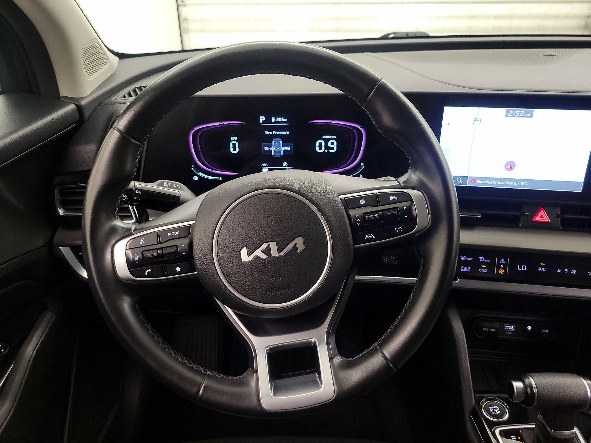 Thumbnail: 2023 Kia Sportage - 10