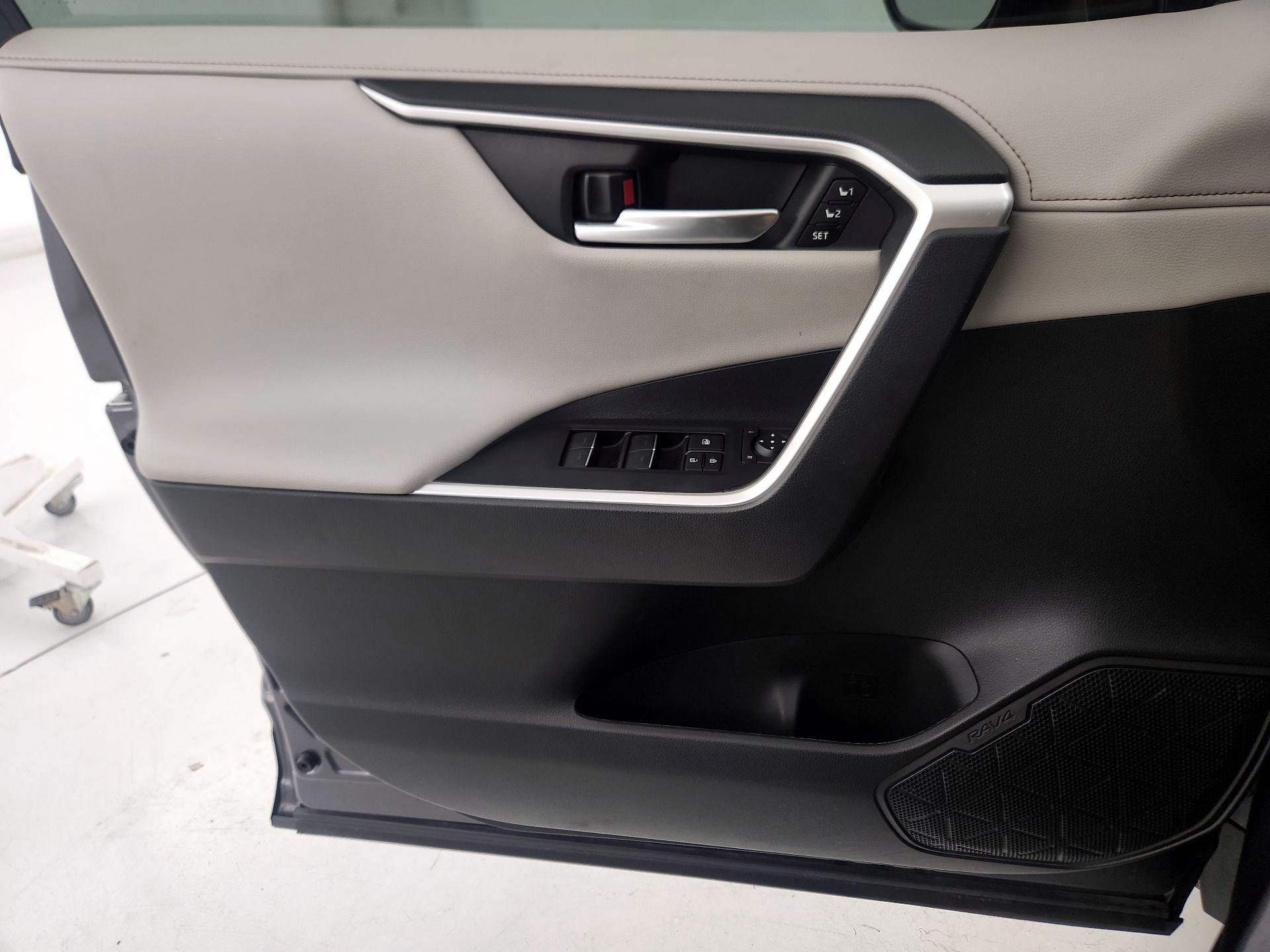 Thumbnail: 2024 Toyota RAV4 - 12