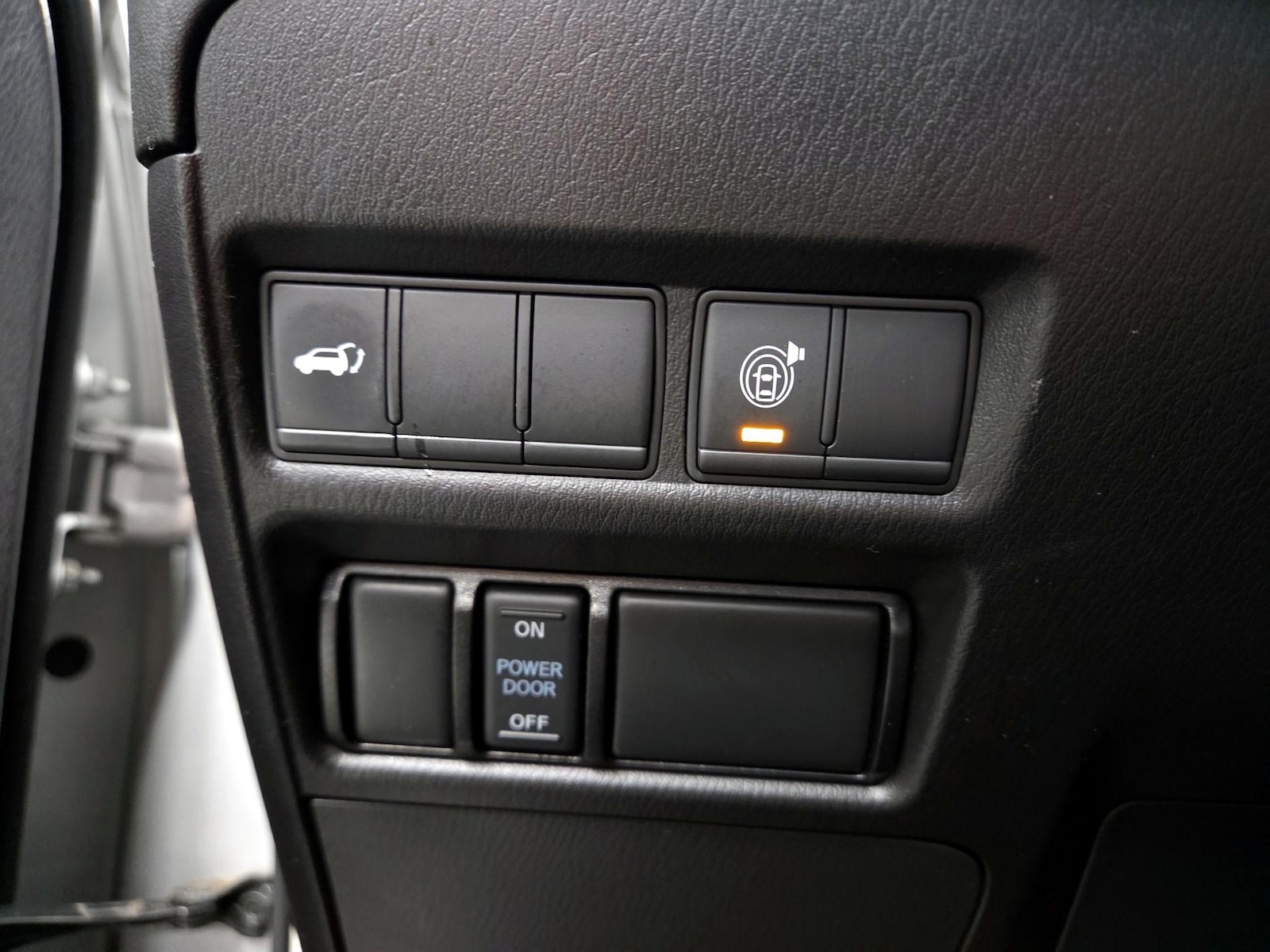 2021 Nissan Armada SV - Photo 14