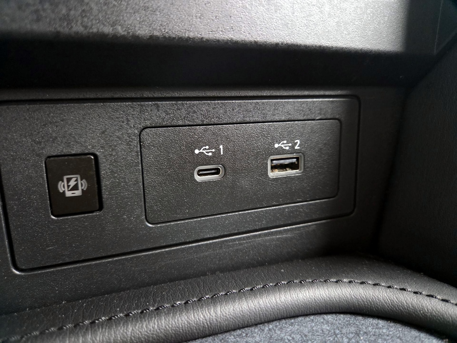 2021 Nissan Armada SV - Photo 20