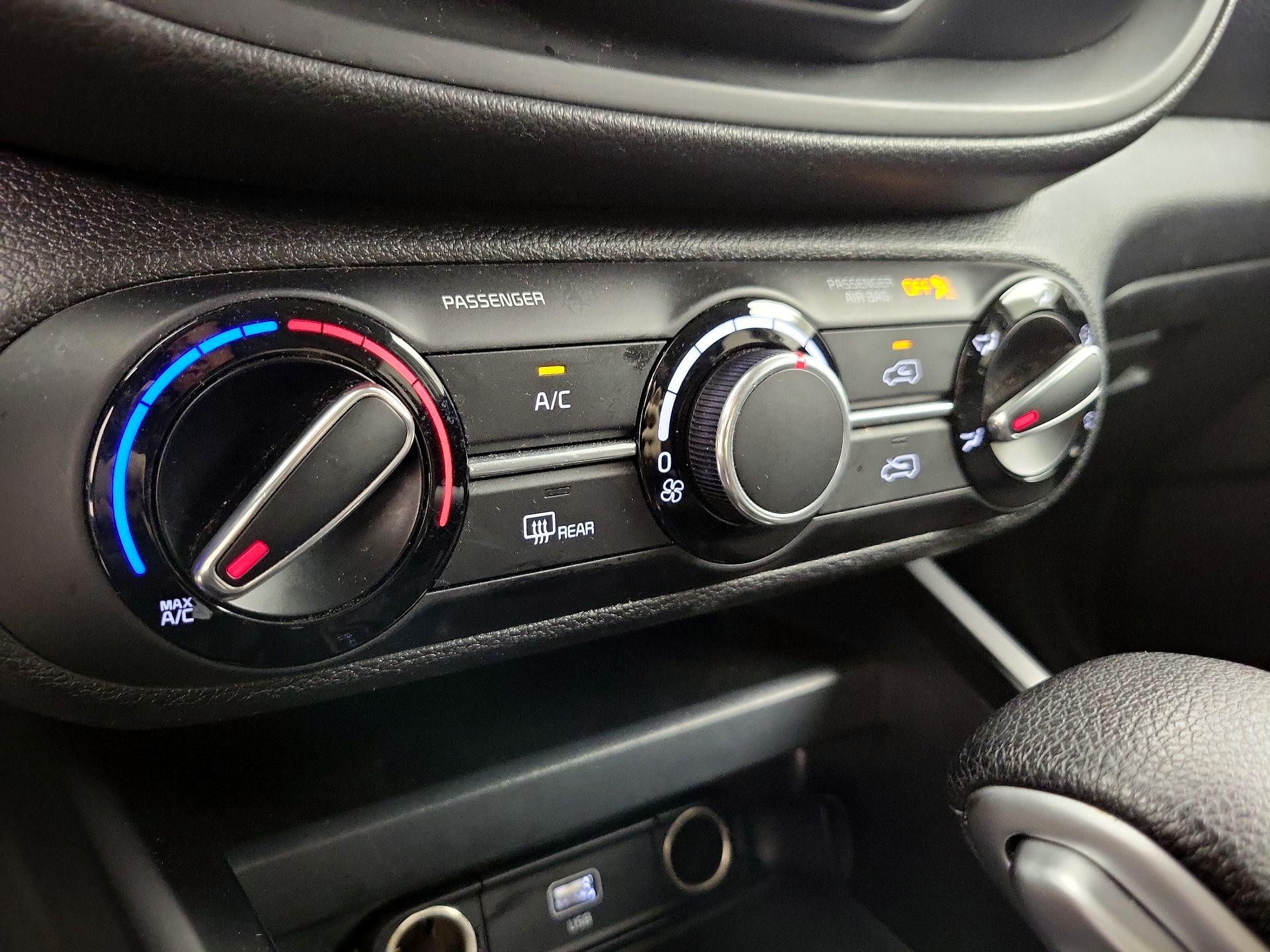 Thumbnail: 2024 Kia Soul - 16