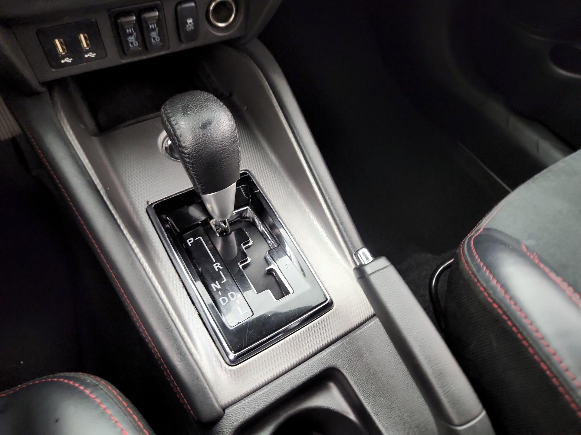 Thumbnail: 2024 Mitsubishi Outlander Sport - 17