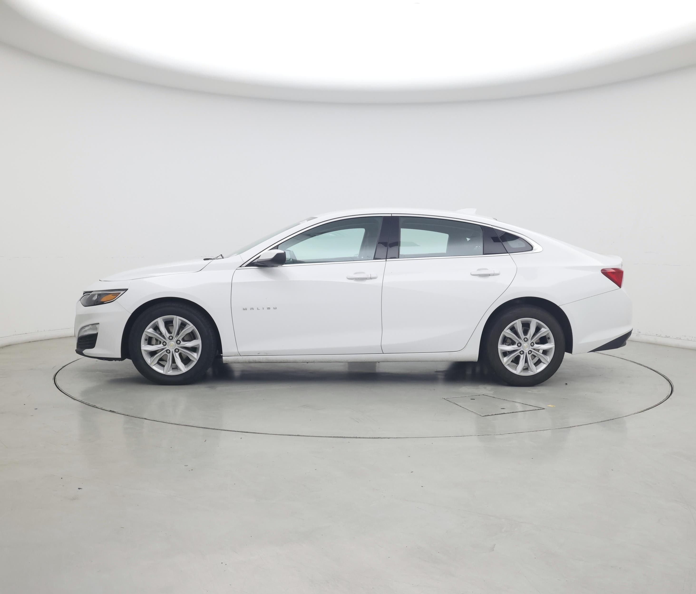 Thumbnail: 2024 Chevrolet Malibu - 3