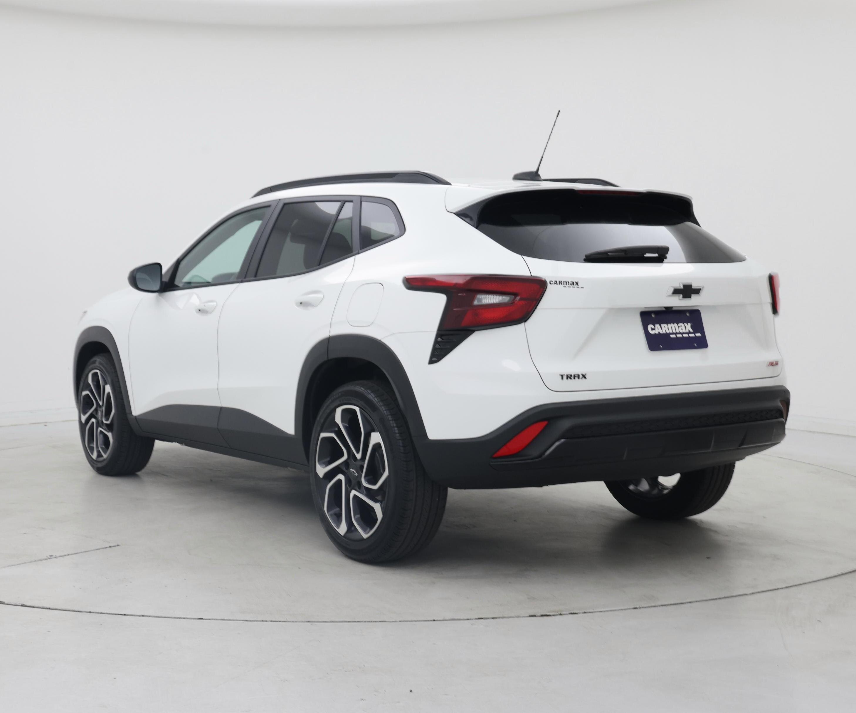 Thumbnail: 2025 Chevrolet Trax - 2