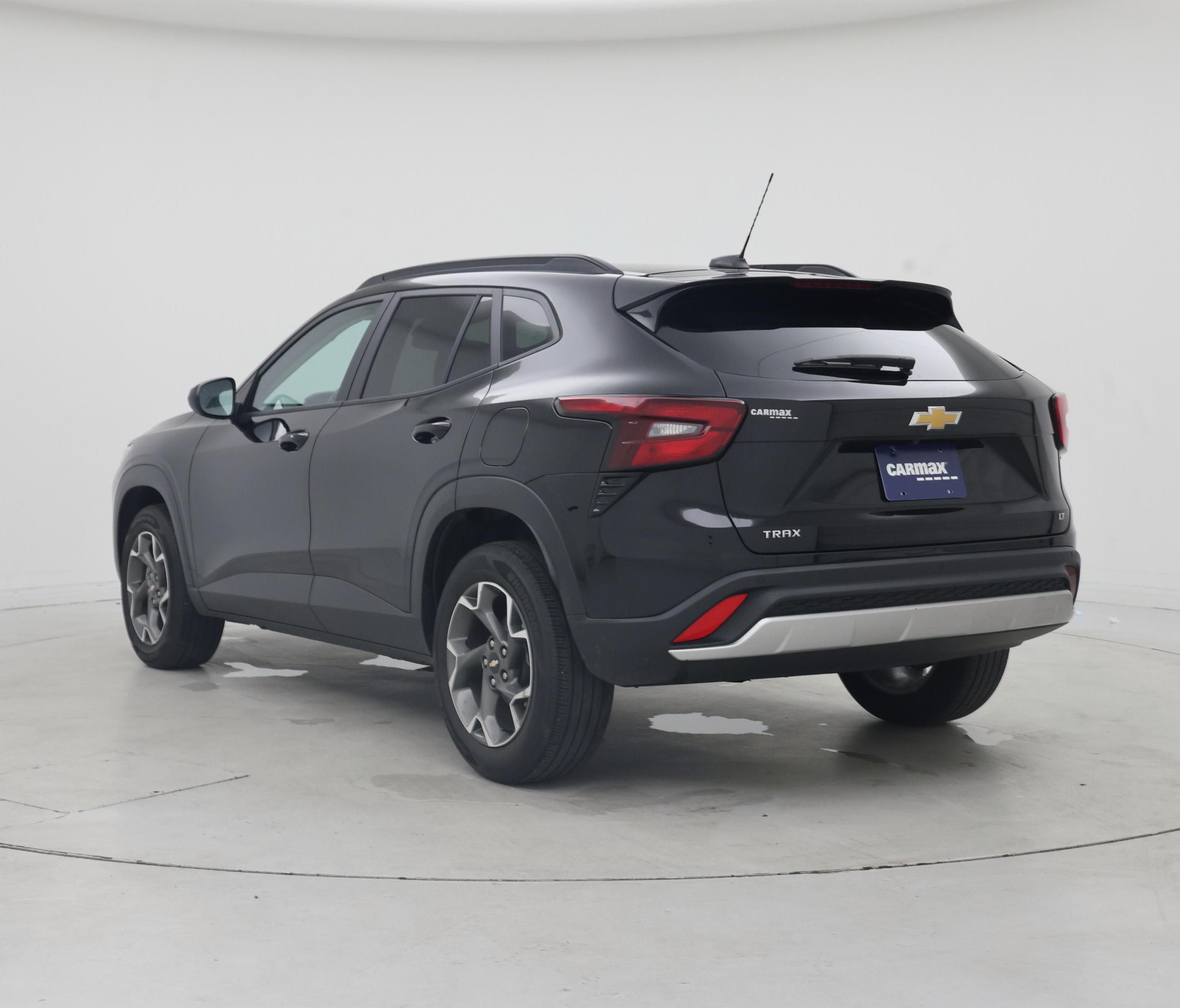 Thumbnail: 2025 Chevrolet Trax - 2
