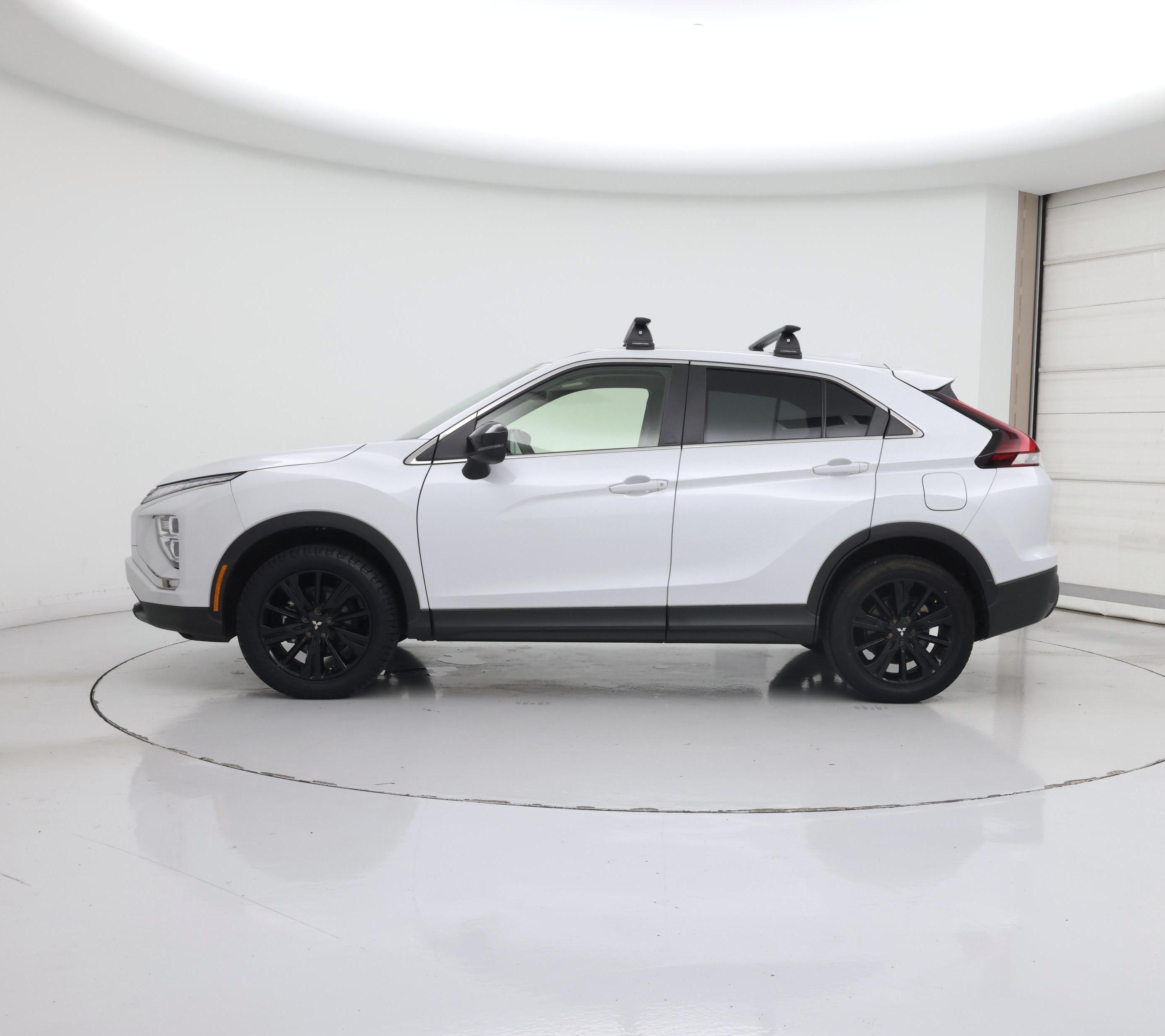 Thumbnail: 2023 Mitsubishi Eclipse Cross - 3