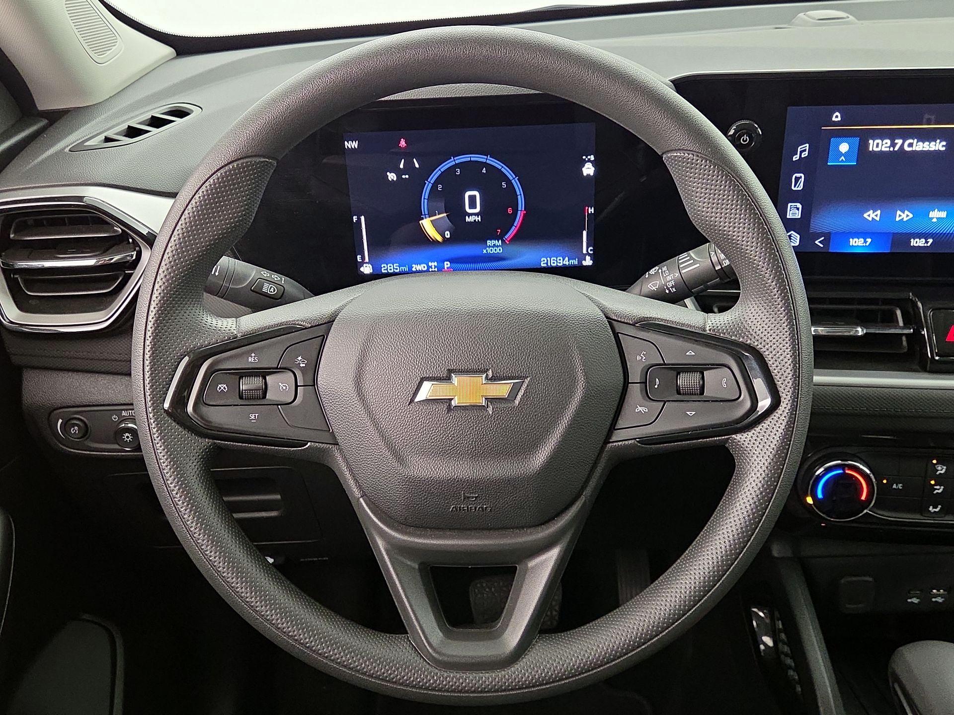 Thumbnail: 2025 Chevrolet TrailBlazer - 10
