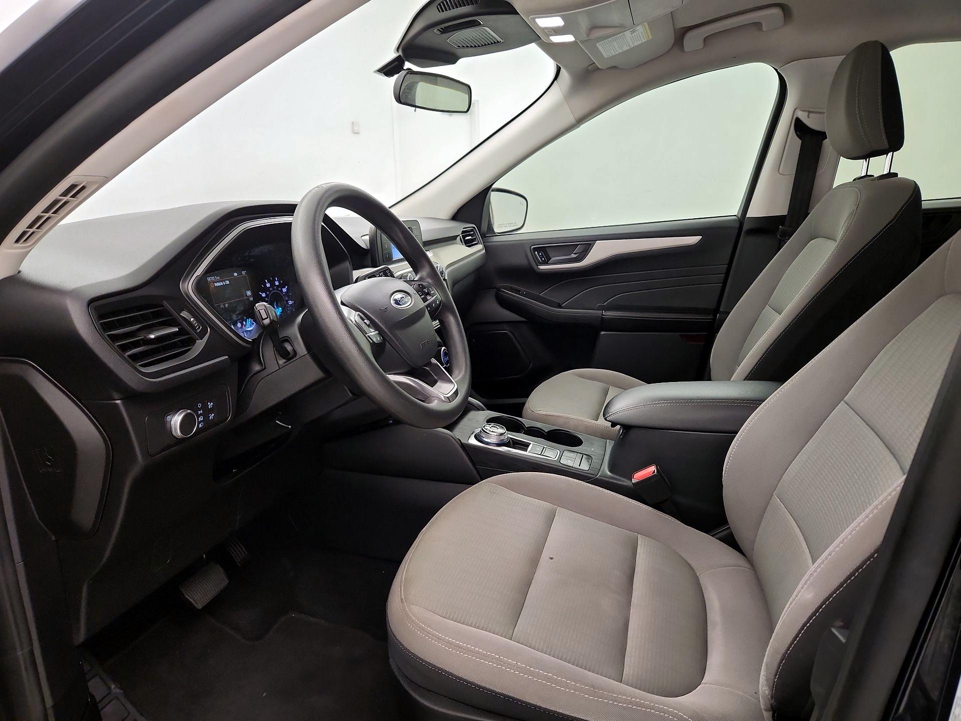 Thumbnail: 2021 Ford Escape - 11