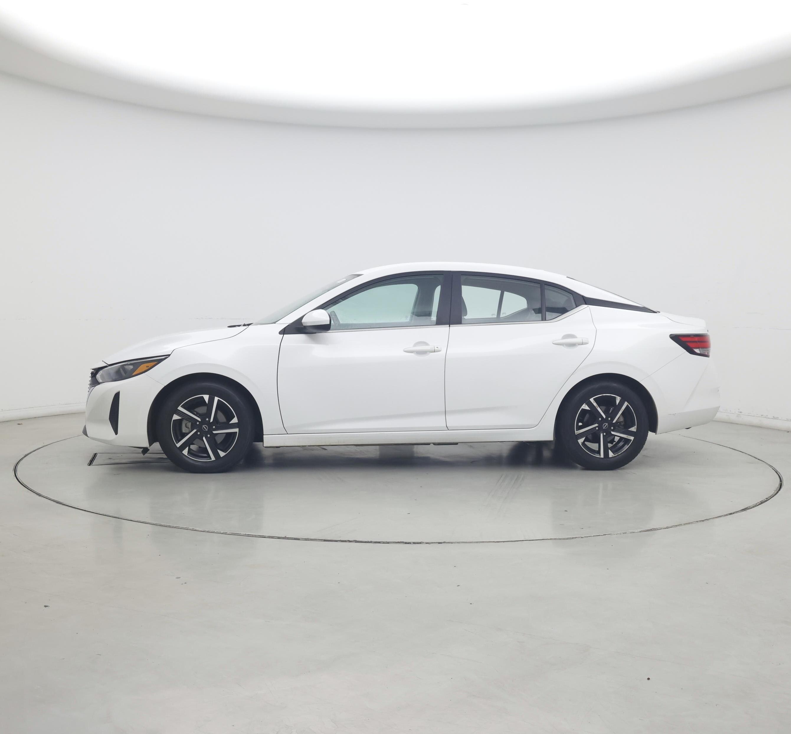 Thumbnail: 2024 Nissan Sentra - 3