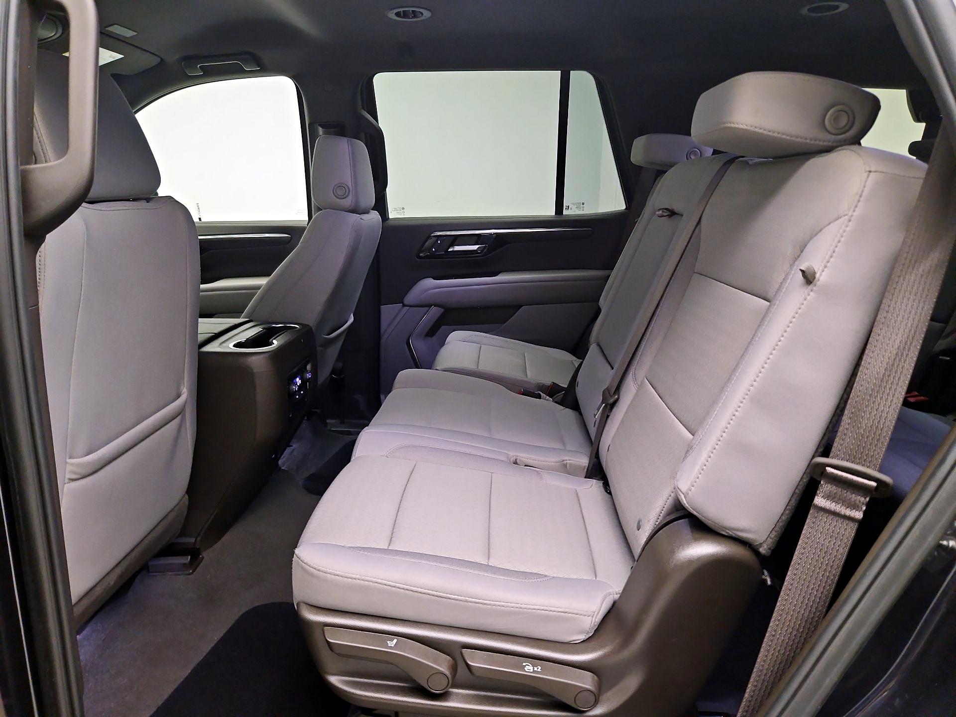 Thumbnail: 2025 Chevrolet Tahoe - 19