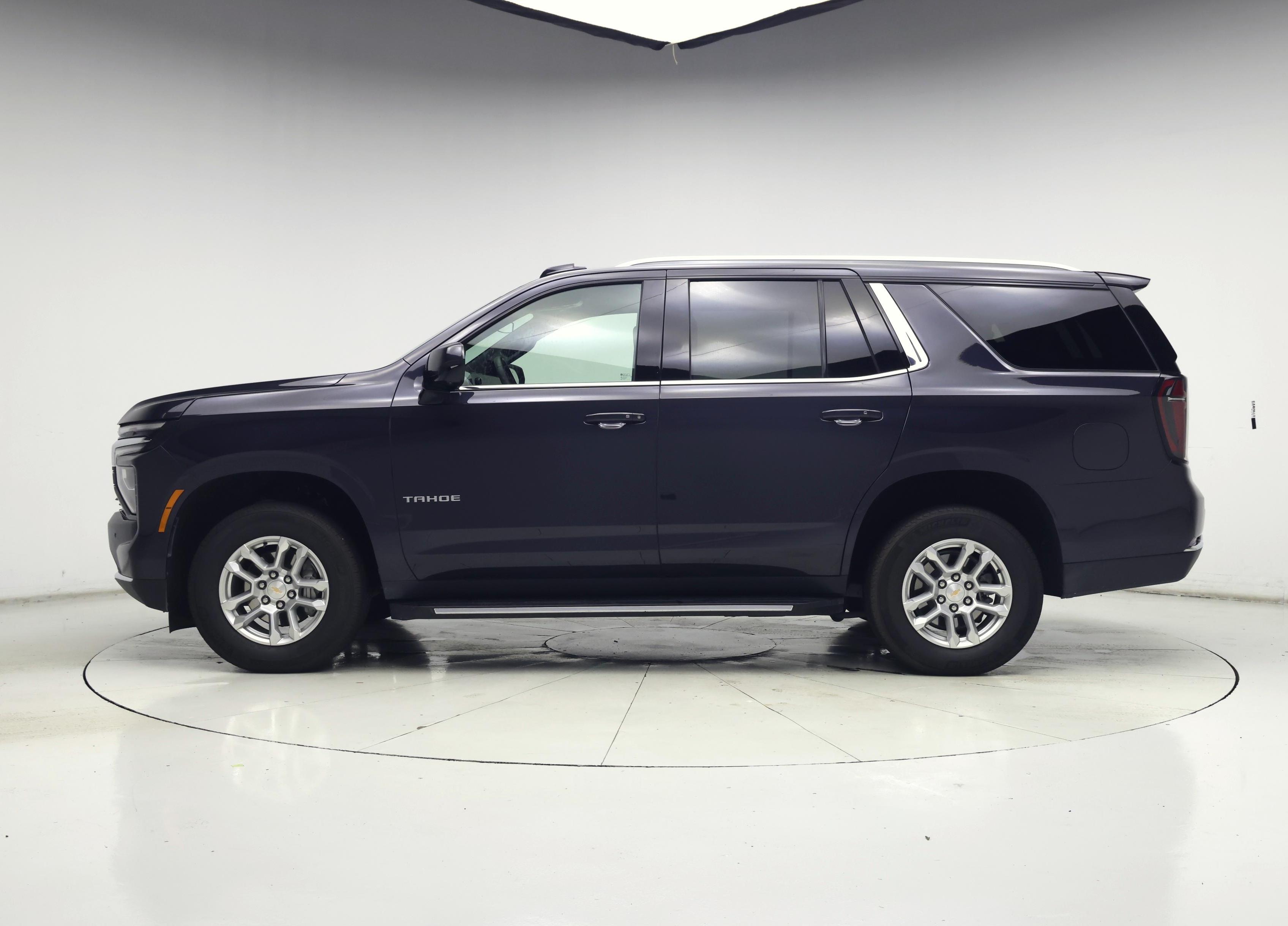 Thumbnail: 2025 Chevrolet Tahoe - 3