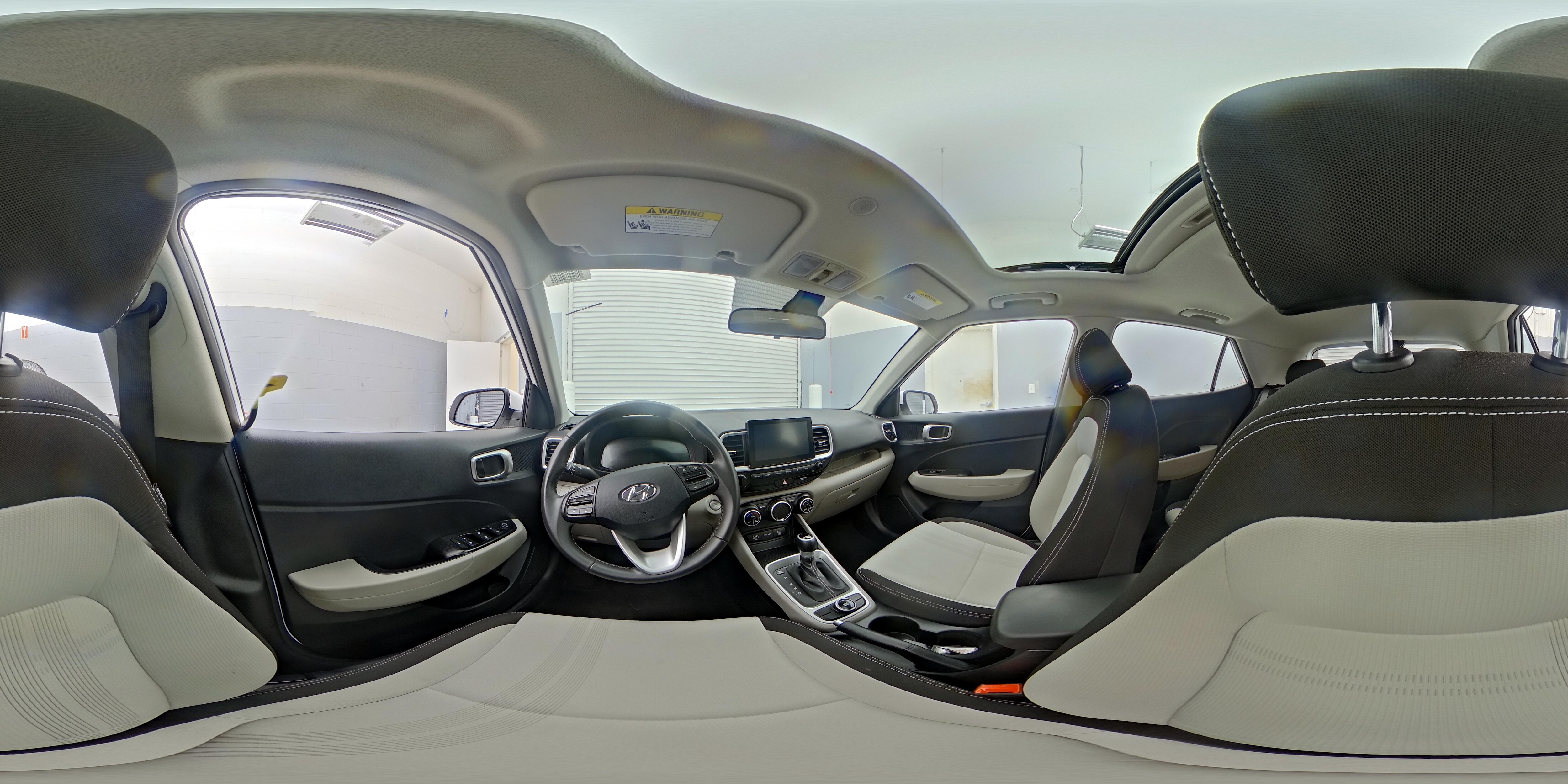 2025 Hyundai Venue SEL - Photo 27