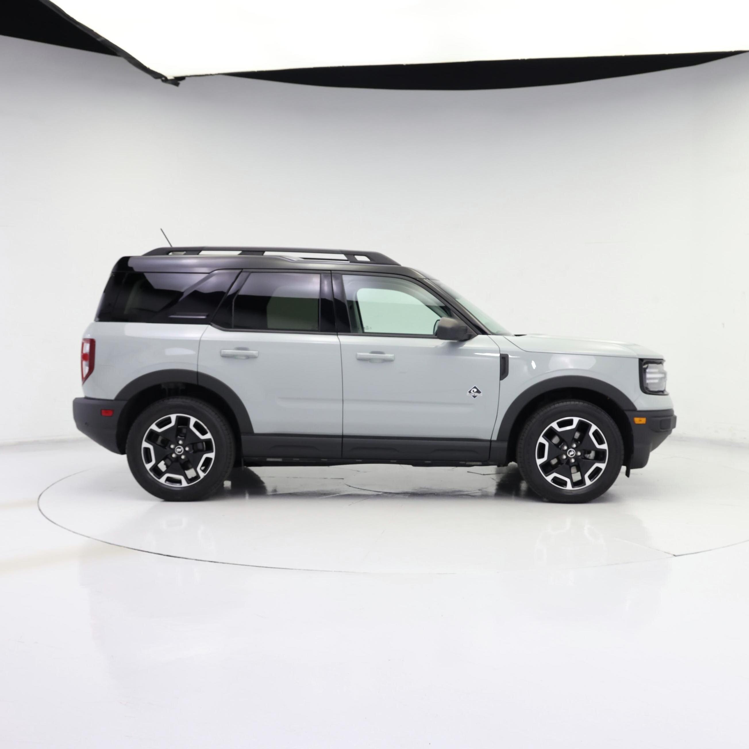 Thumbnail: 2022 Ford Bronco Sport - 7