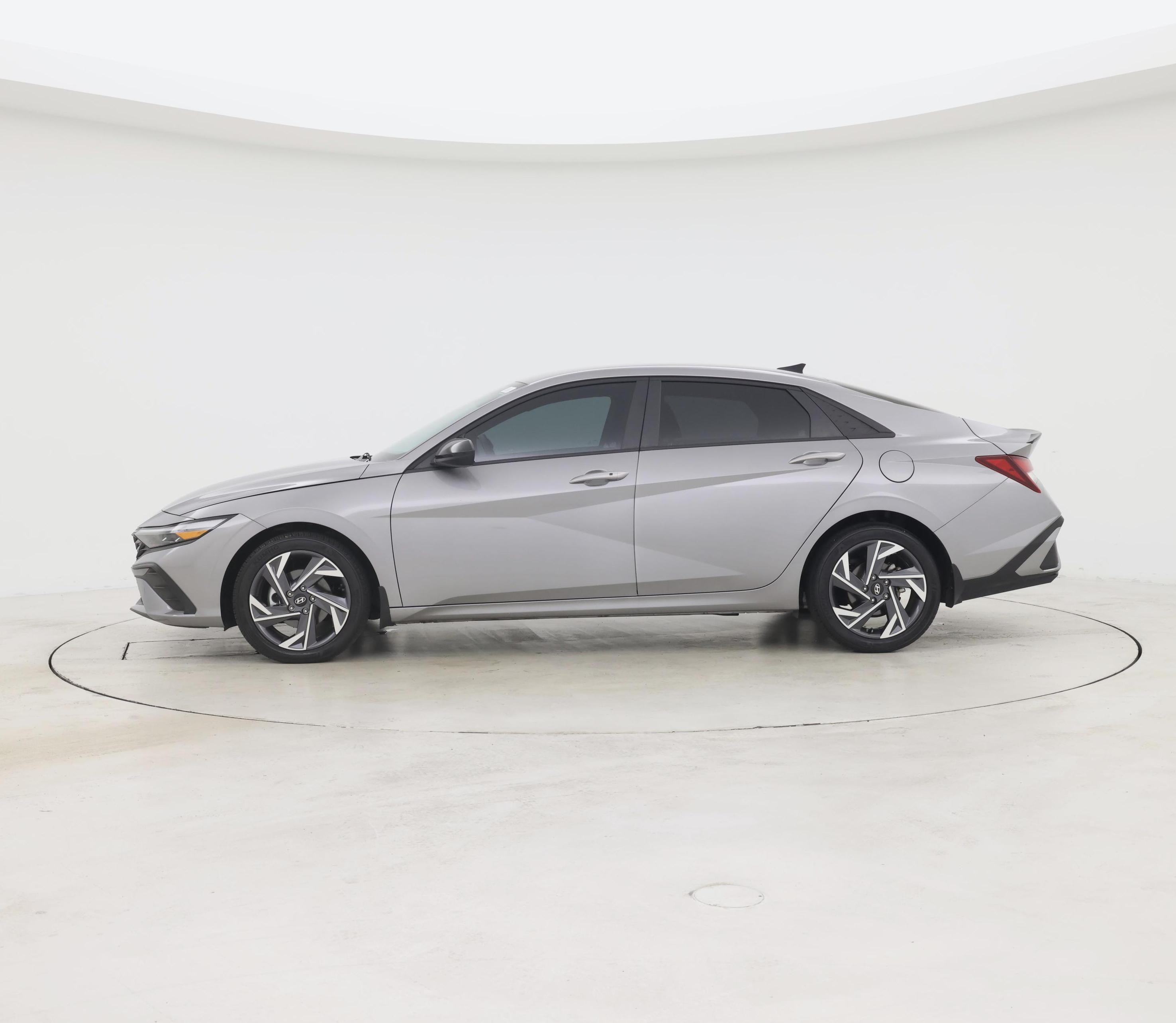Thumbnail: 2025 Hyundai Elantra - 3