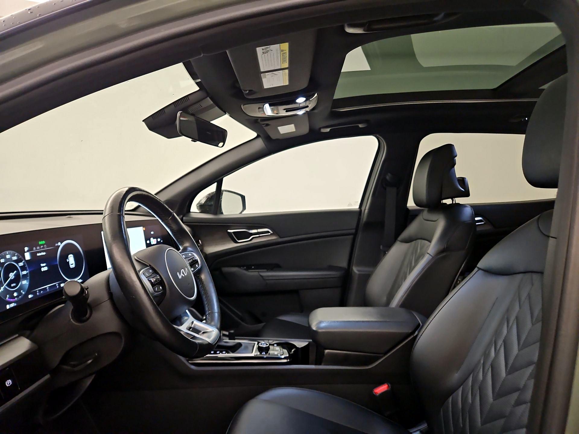 Thumbnail: 2023 Kia Sportage - 18