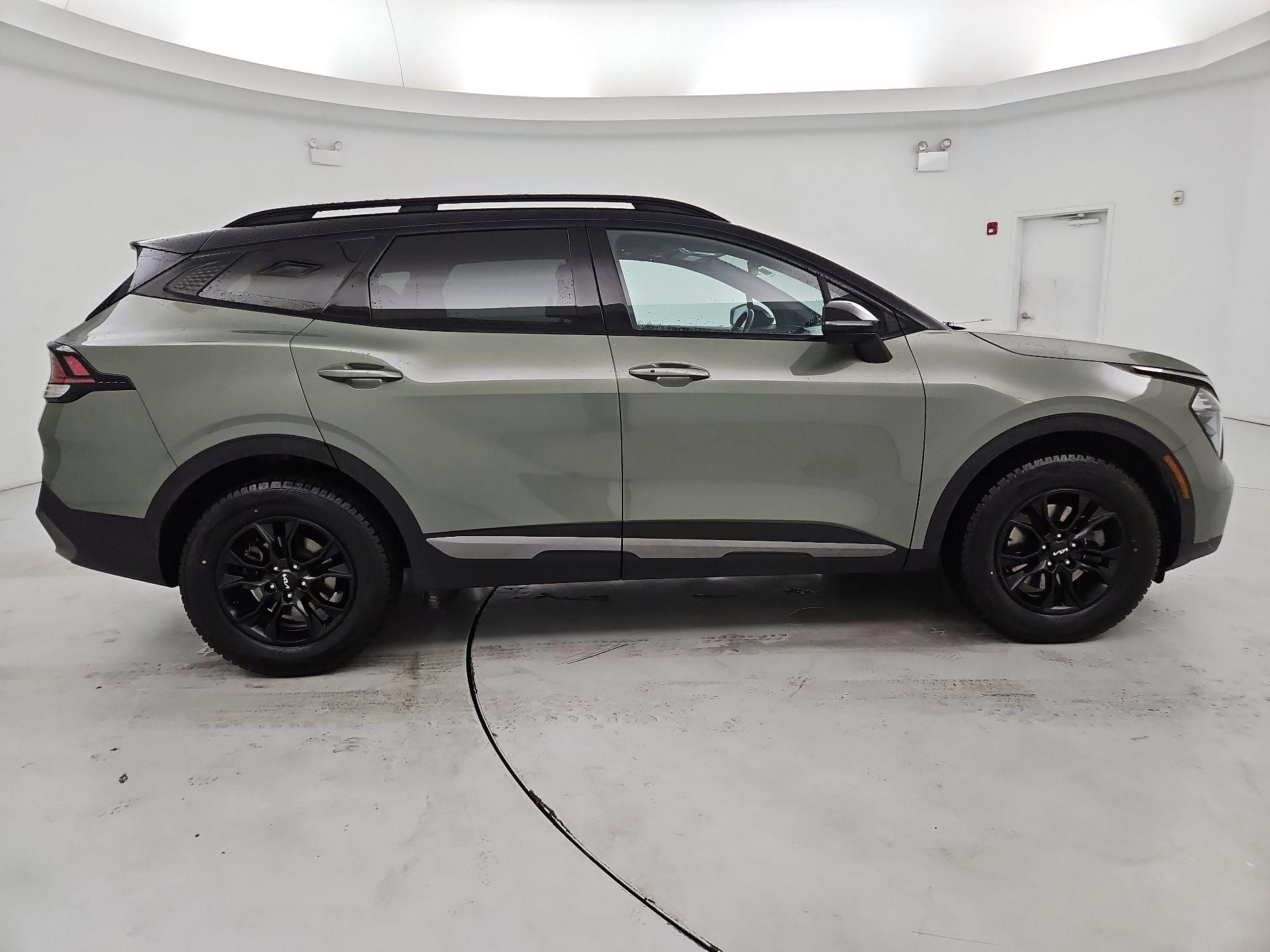 Thumbnail: 2023 Kia Sportage - 4